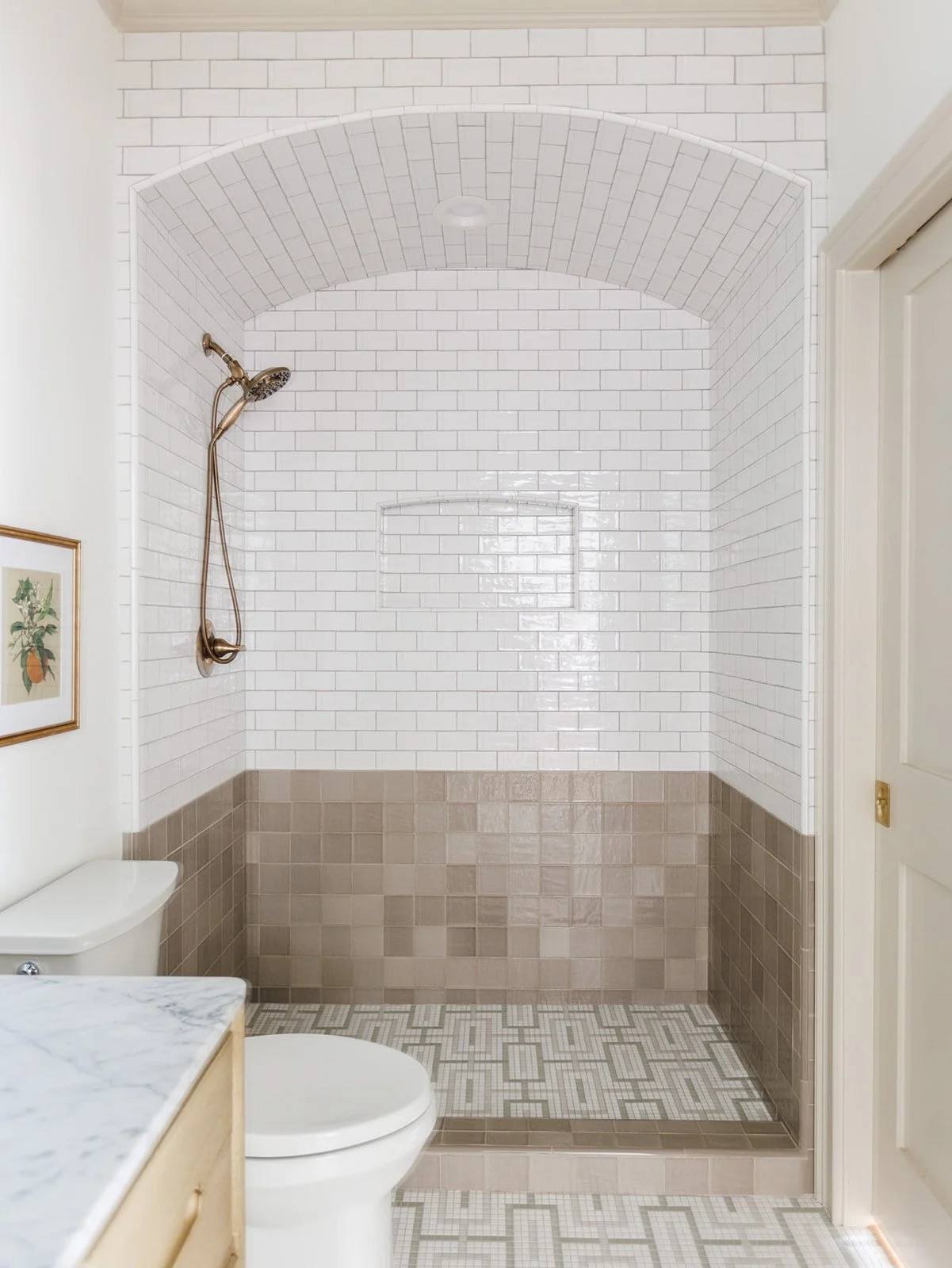 Jaunty_J_Interiors_Bay_House_Gulf_Breeze_FL_Guest_Bath_Shower.jpg.jpg