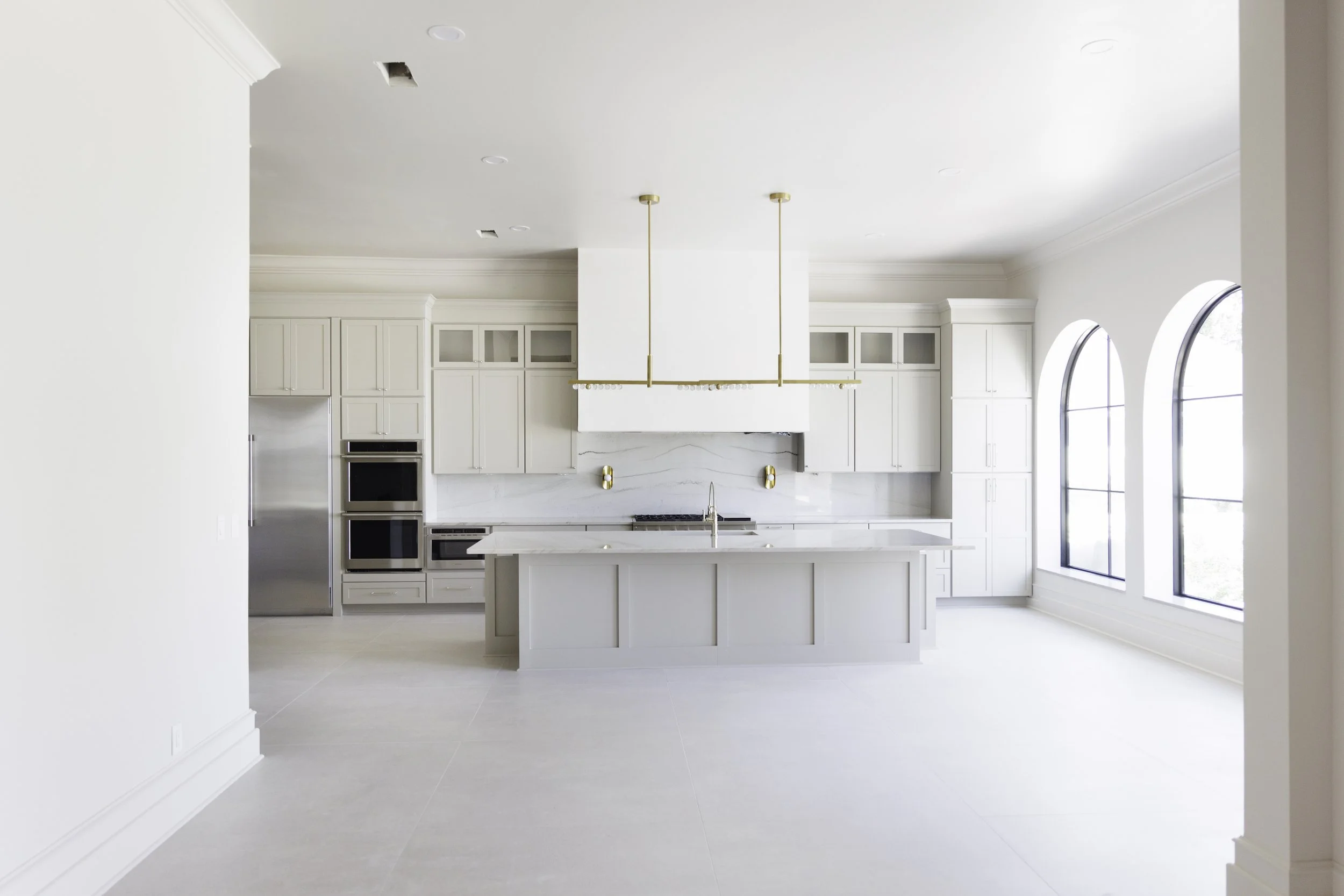 aunty_J_Interiors_Destin_FL_Custom_Kitchen.jpg