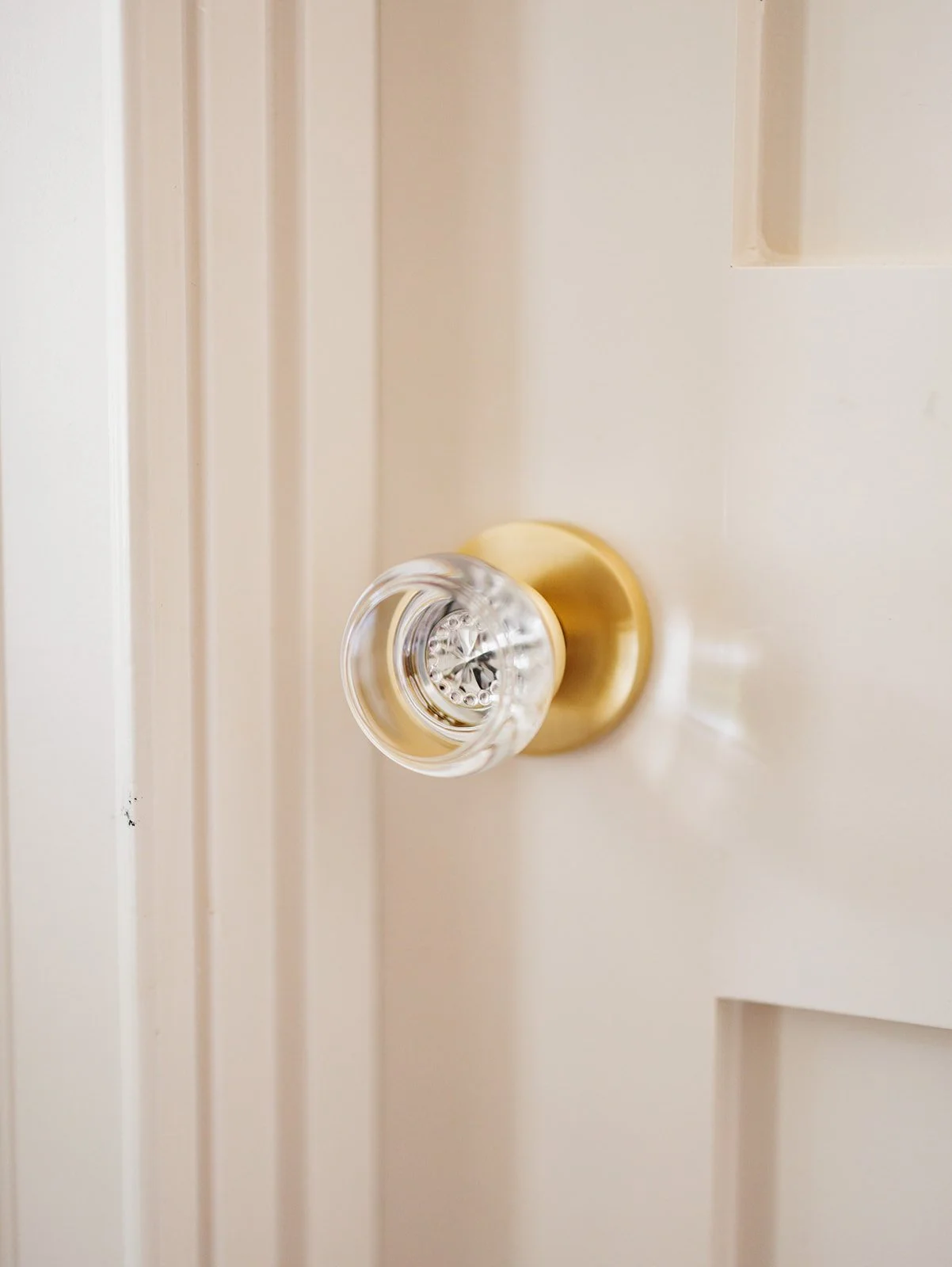 Jaunty_J_Interiors_Bay_House_Gulf_Breeze_FL_Antique_Door_Hardware.jpg.jpg