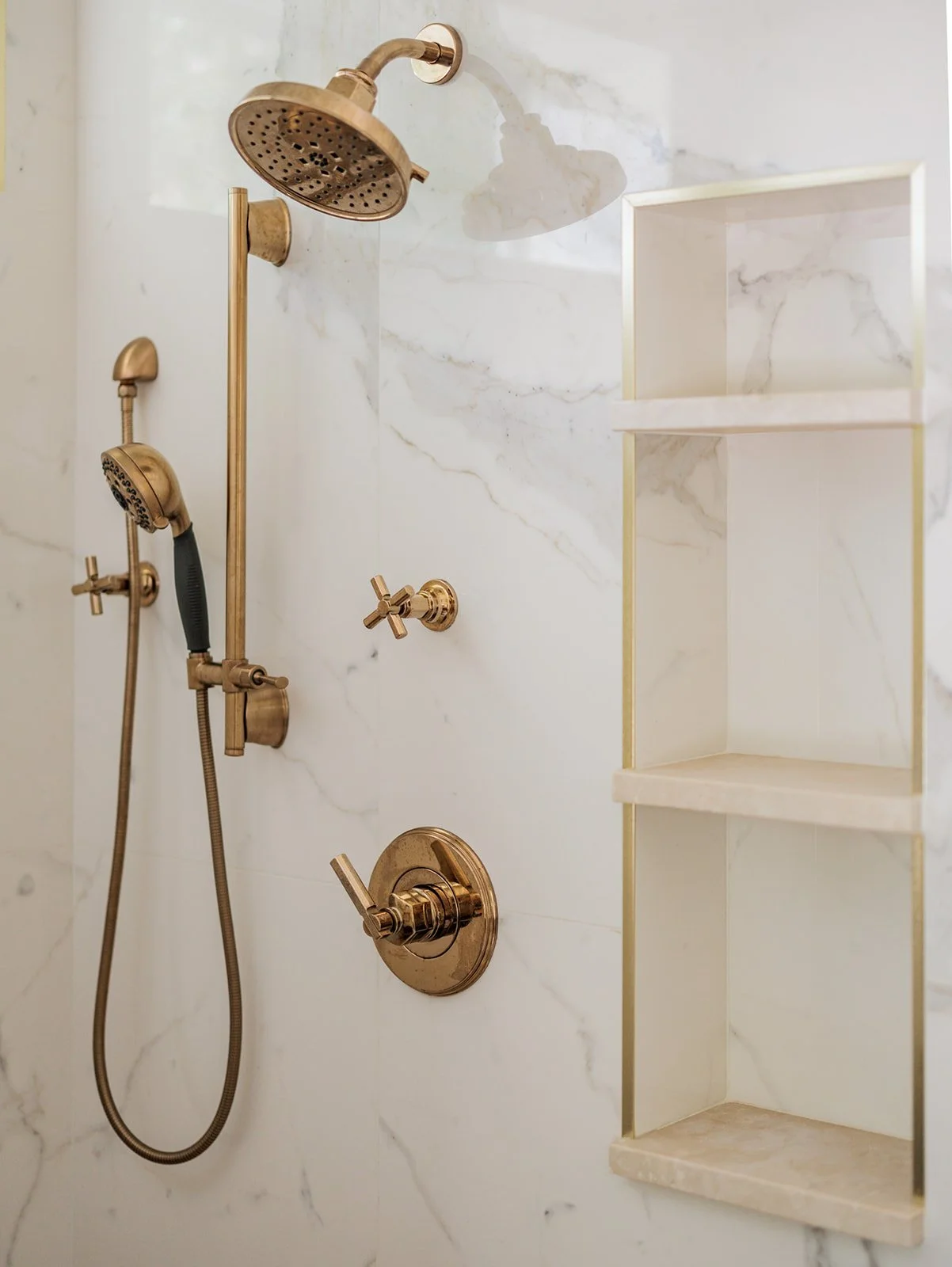 Jaunty_J_Interiors_Bay_House_Gulf_Breeze_FL_Primary_Bath_Plumbing.jpg.jpg