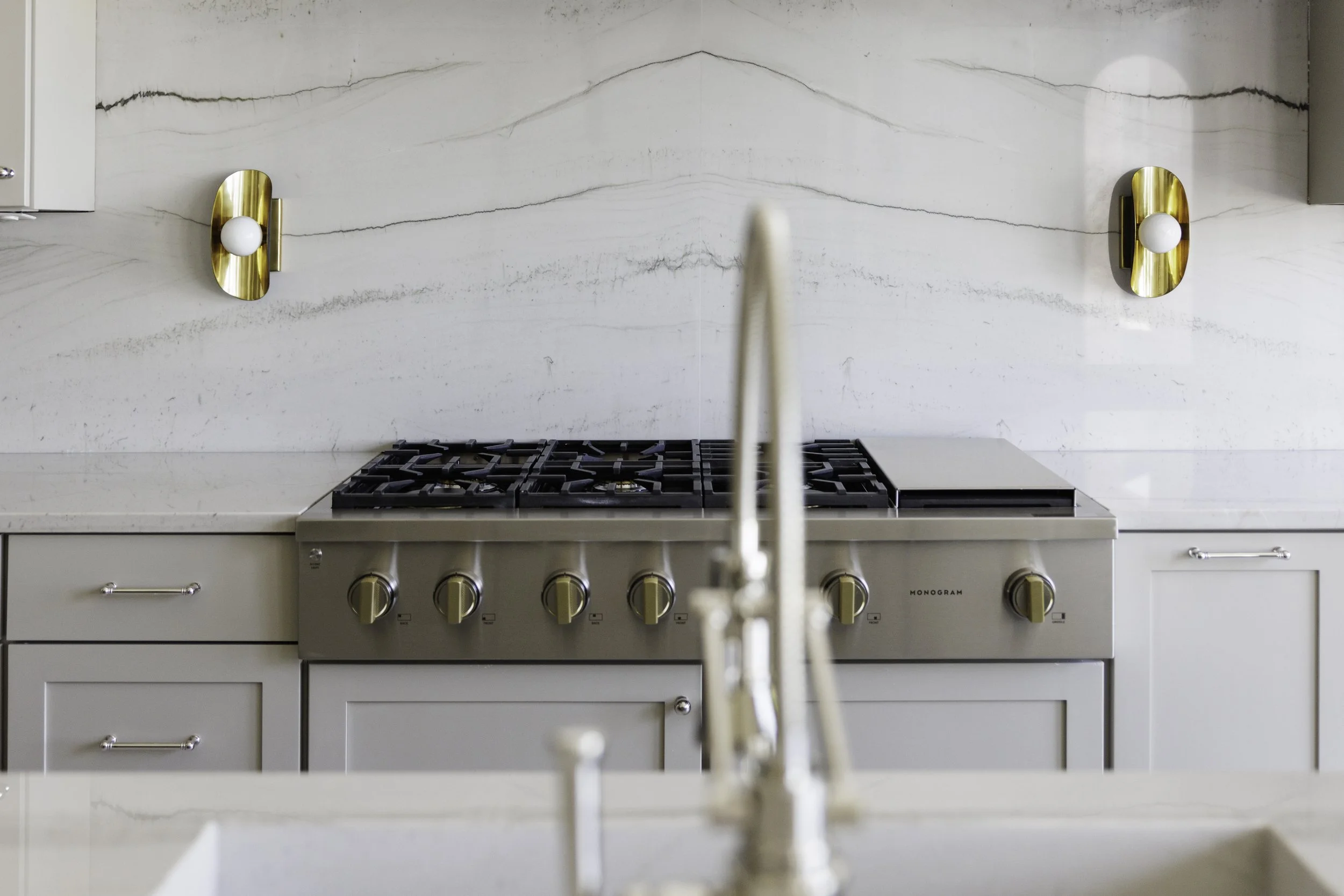 aunty_J_Interiors_Destin_FL_Kitchen_Range.jpg