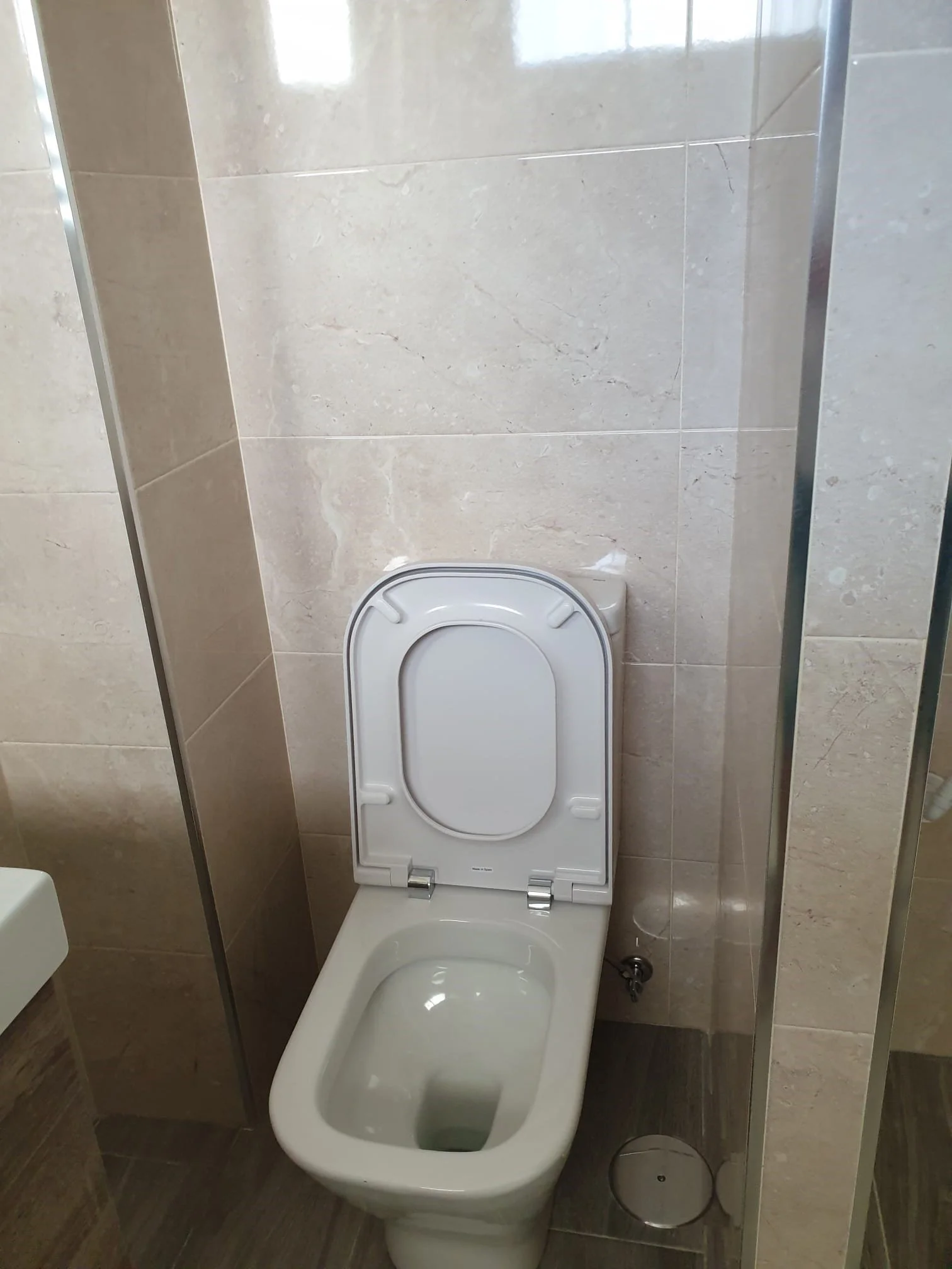 Toilet.jpg