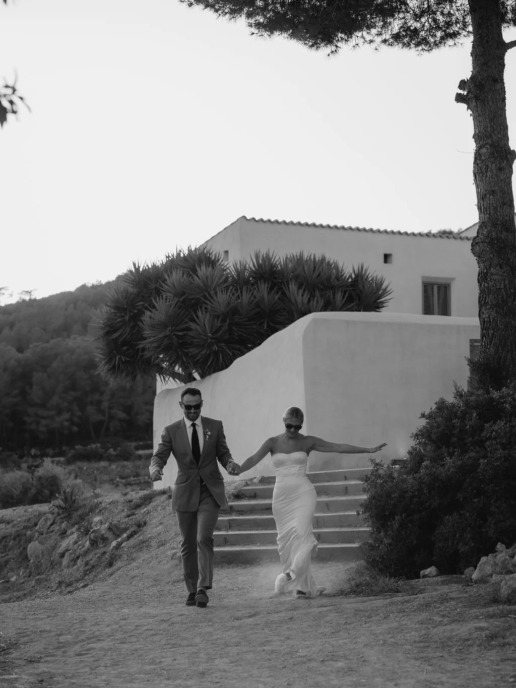 Anna &amp; Agi in Spain 🇪🇸 my main memory from this wedding is extreme fomo and I think you can see why from the pics. But it was a joy to plan and that&rsquo;s good enough for me. 

@sammytaylor.weddingphotography 
@masia_cabellut 
@lovingtheflowe