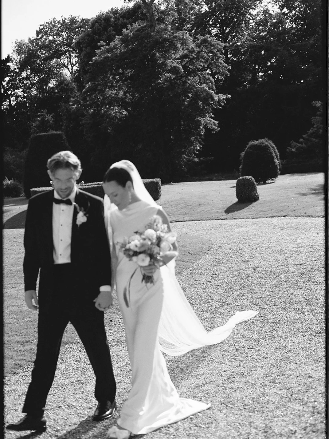 A problem I always have with @davidjenkins75 is I get these wedding albums through and then have to decided which ones to put on social media. 

Like what do you mean I have to cut my list of favs down to 10?!? Impossible. 

I hope you can all feel t