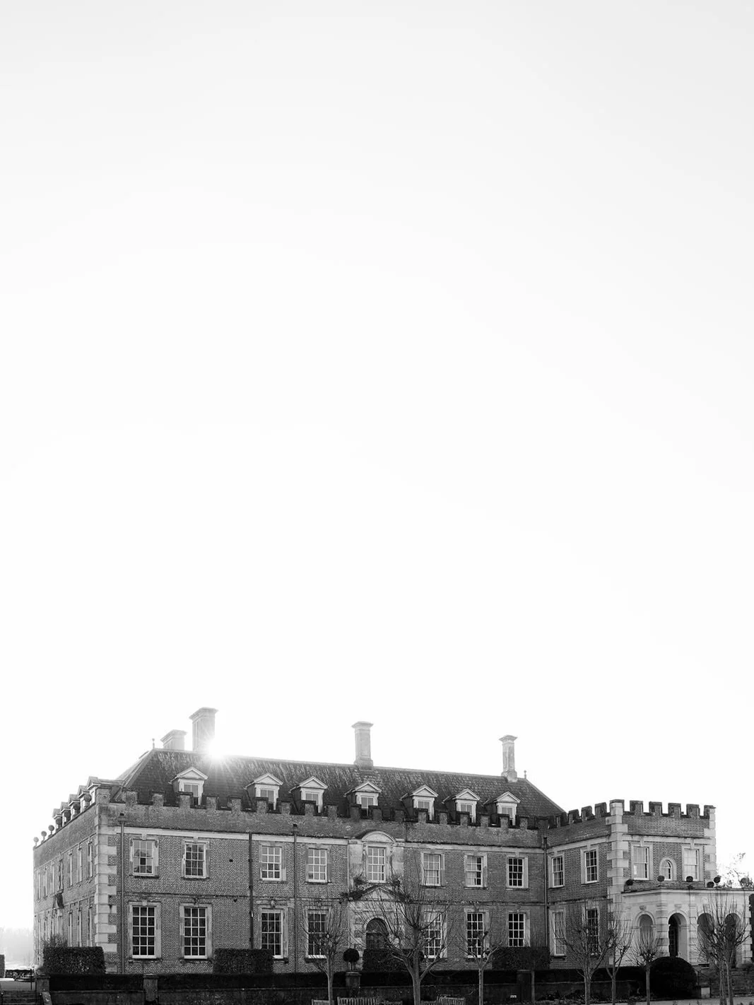 St Giles House is one of those venues that literally has it all.

The historic interiors, the incredible grounds, a literal club in the basement (!!) and the fact that it manages to be both grand and welcoming at the same time. It photographs beautif