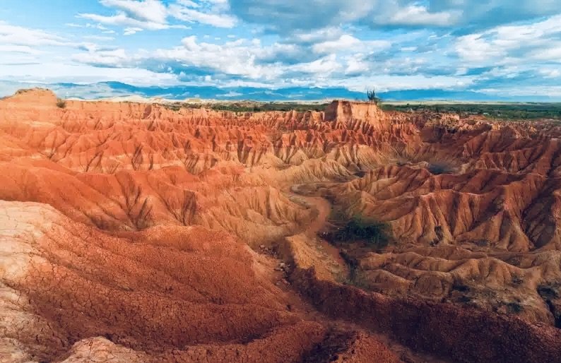 colombie-desert-tatacoa.jpg.webp.jpeg