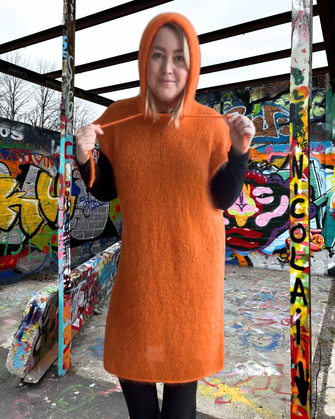 Johanna orange 2.png