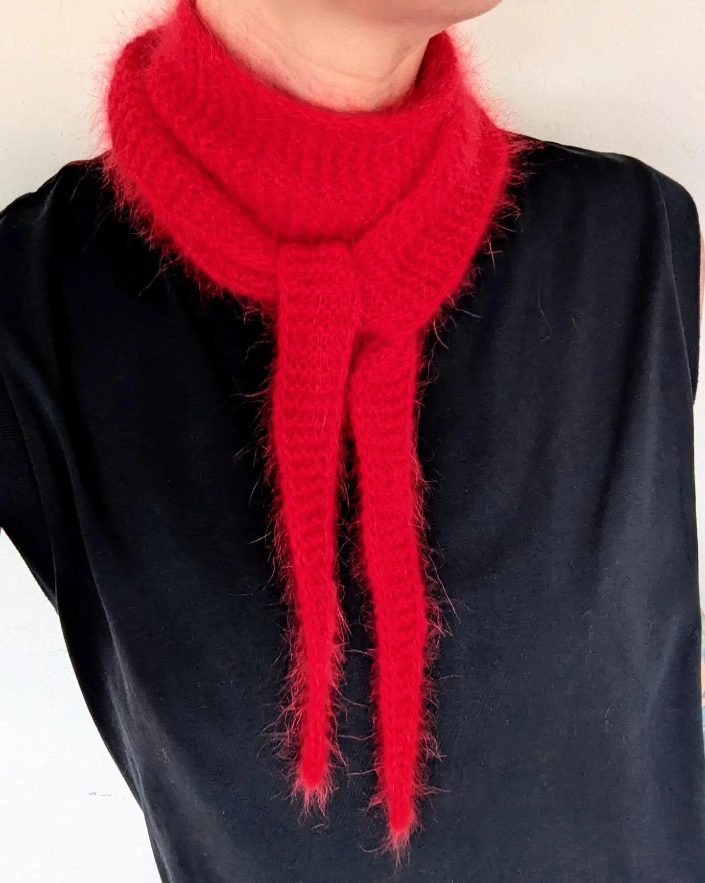 The Softy Scarf is soft as an Easter bunny butt and knit in one single ball of Angora from @fonty_officiel 

The pattern will be available exclusively at the re-opening of the new and improved @maruchifibres this weekend. Don't miss it! 🐇🧣🥳 

#not