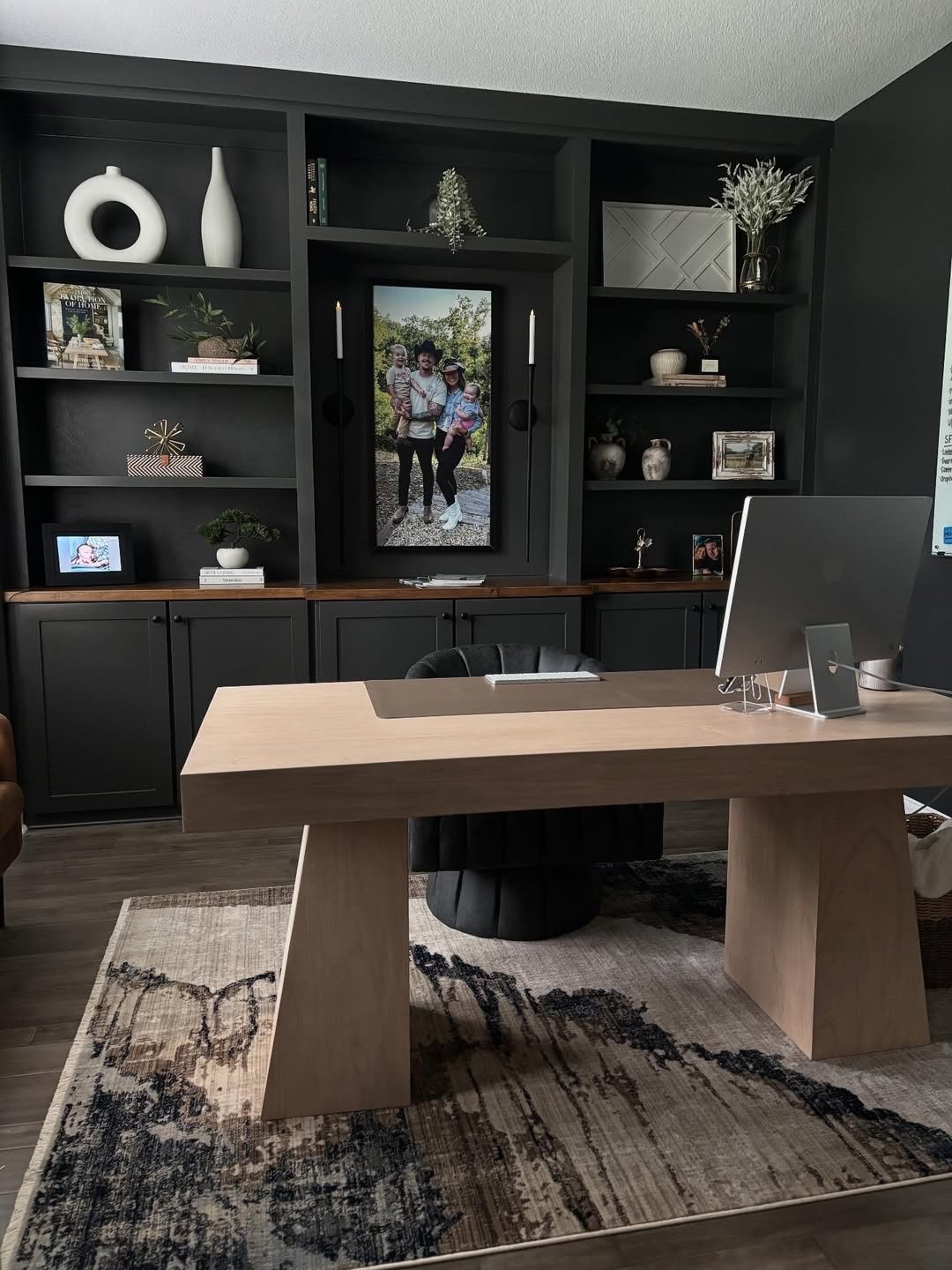 There is something powerful about walking into a space that reflects who you are becoming ✨

This Elite Exec office transformation was all about intention. Clean lines. Moody built ins. Warm wood tones. A space that feels grounded but elevated. Somew