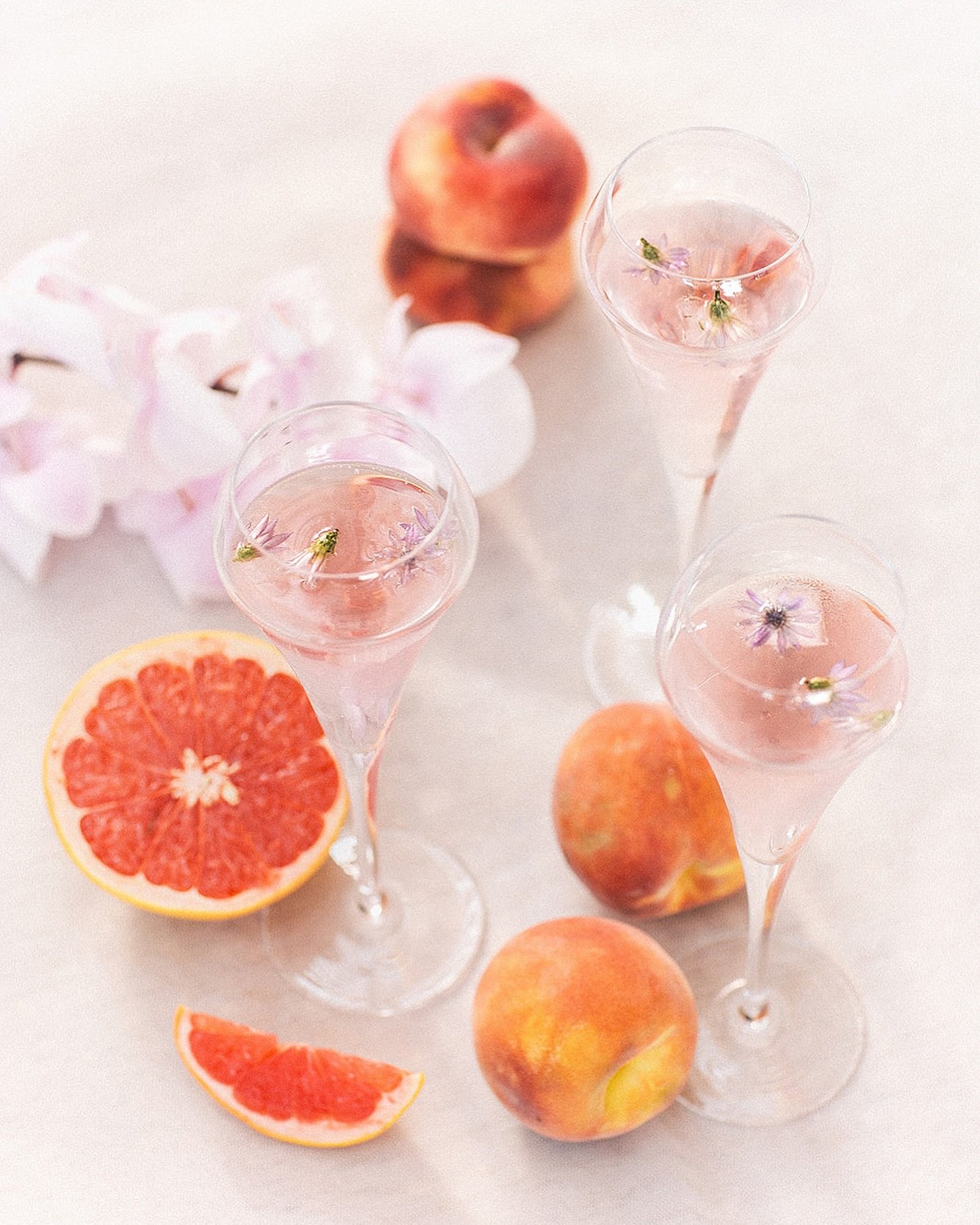 🥂

#wedding #intimatewedding #elopementwedding #smallwedding #weddingdetails #weddinginspiration #weddinginspo #wedspiration #moodoftheday #modernweddings #champagne #champagnetime #mediterranean #mediterraneanlifestyle #weddingeditorial #weddingpho