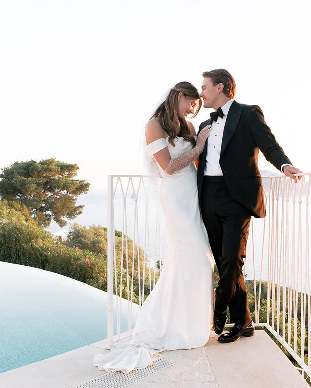 Bianca &amp; Dylan tied the knot where the lemons grow and the sea sparkles, the Amalfi Coast! With Capri smiling in the distance, they said yes to a lifetime of adventures together. 🍋🍋&zwj;🟩🇮🇹🍸

#italy #amalficoast #intimatewedding #americanwe