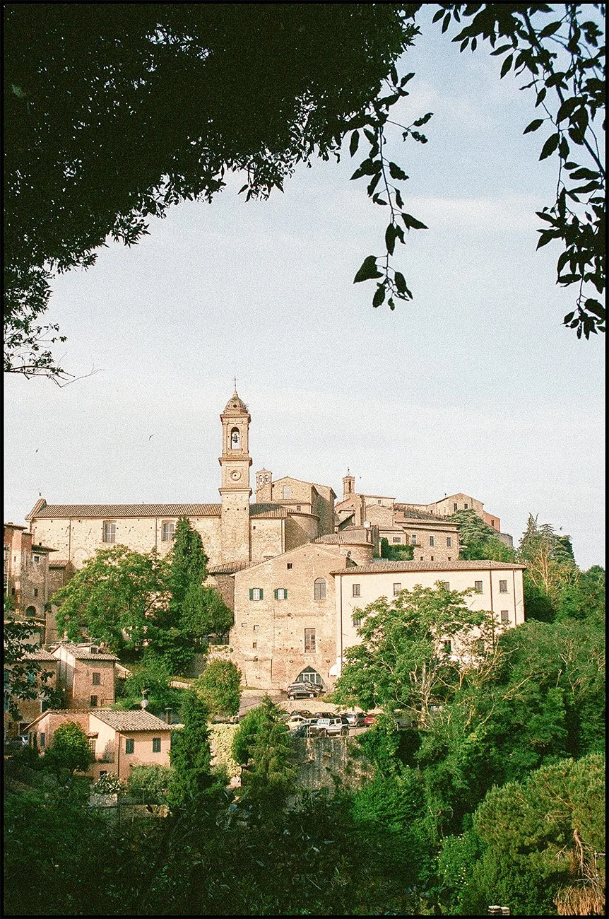 Ammonite Stories Tuscany Wedding Photographer