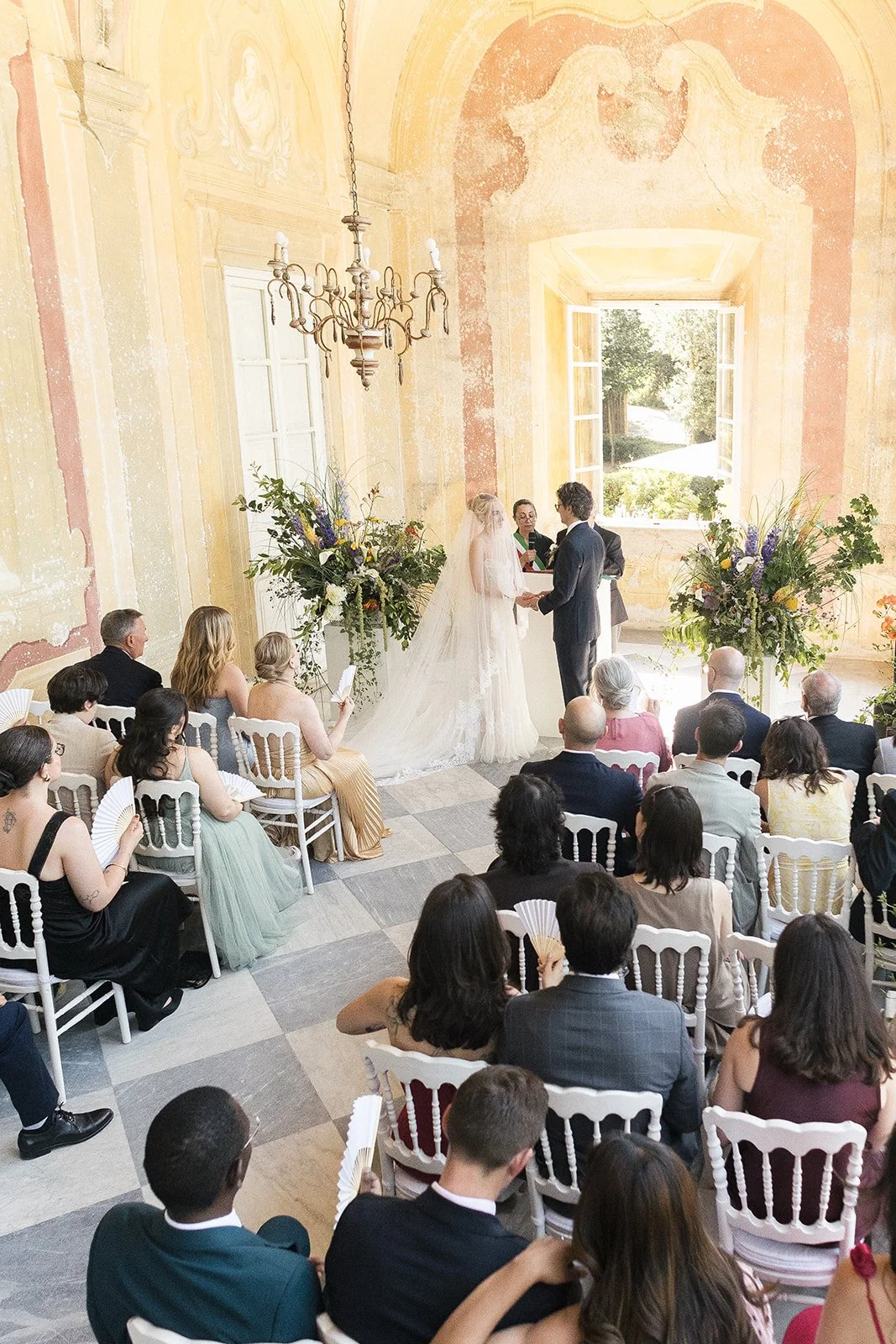 Luxury wedding in Italy by Ammonite Stories