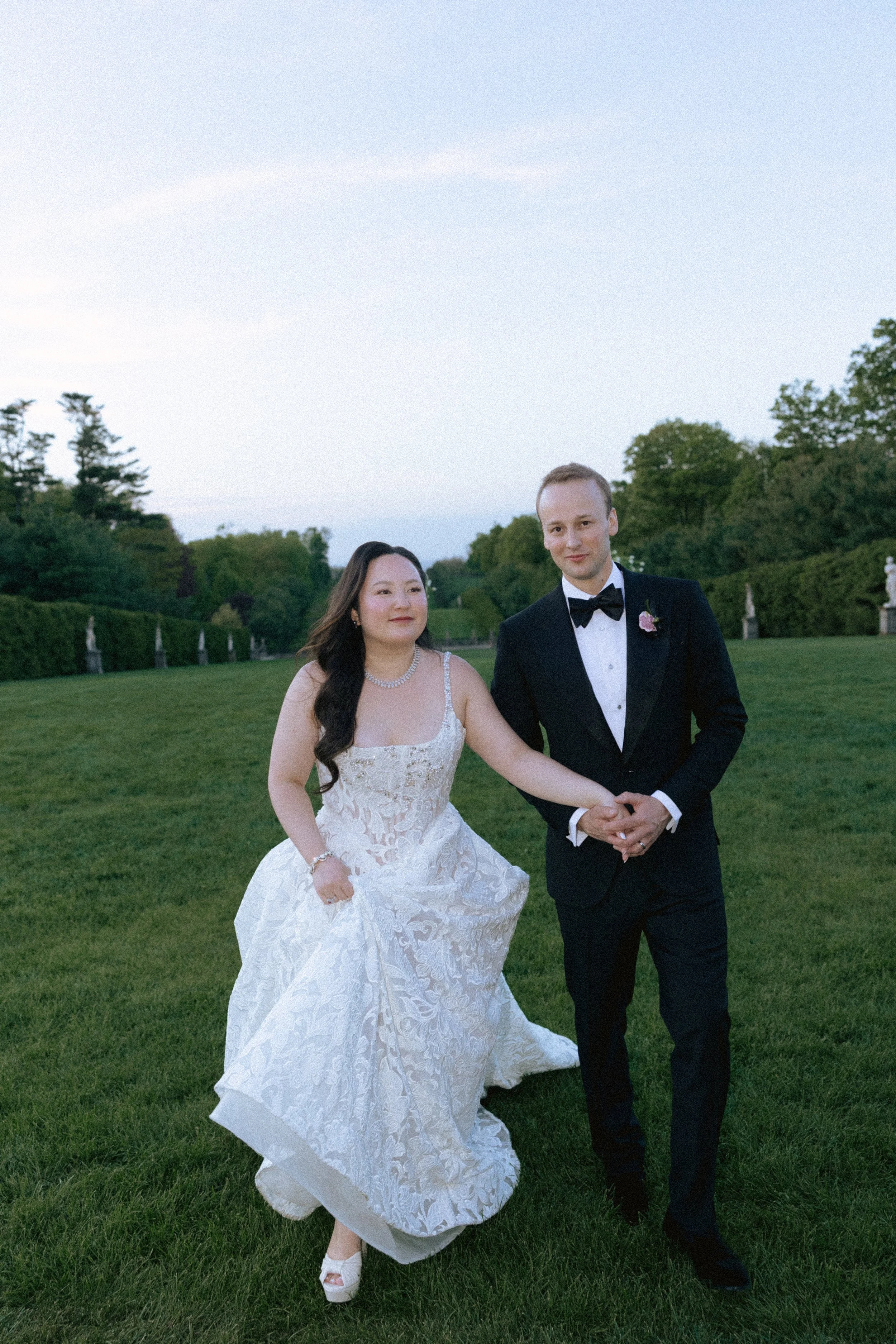 romantic New england wedding at the crane Estate