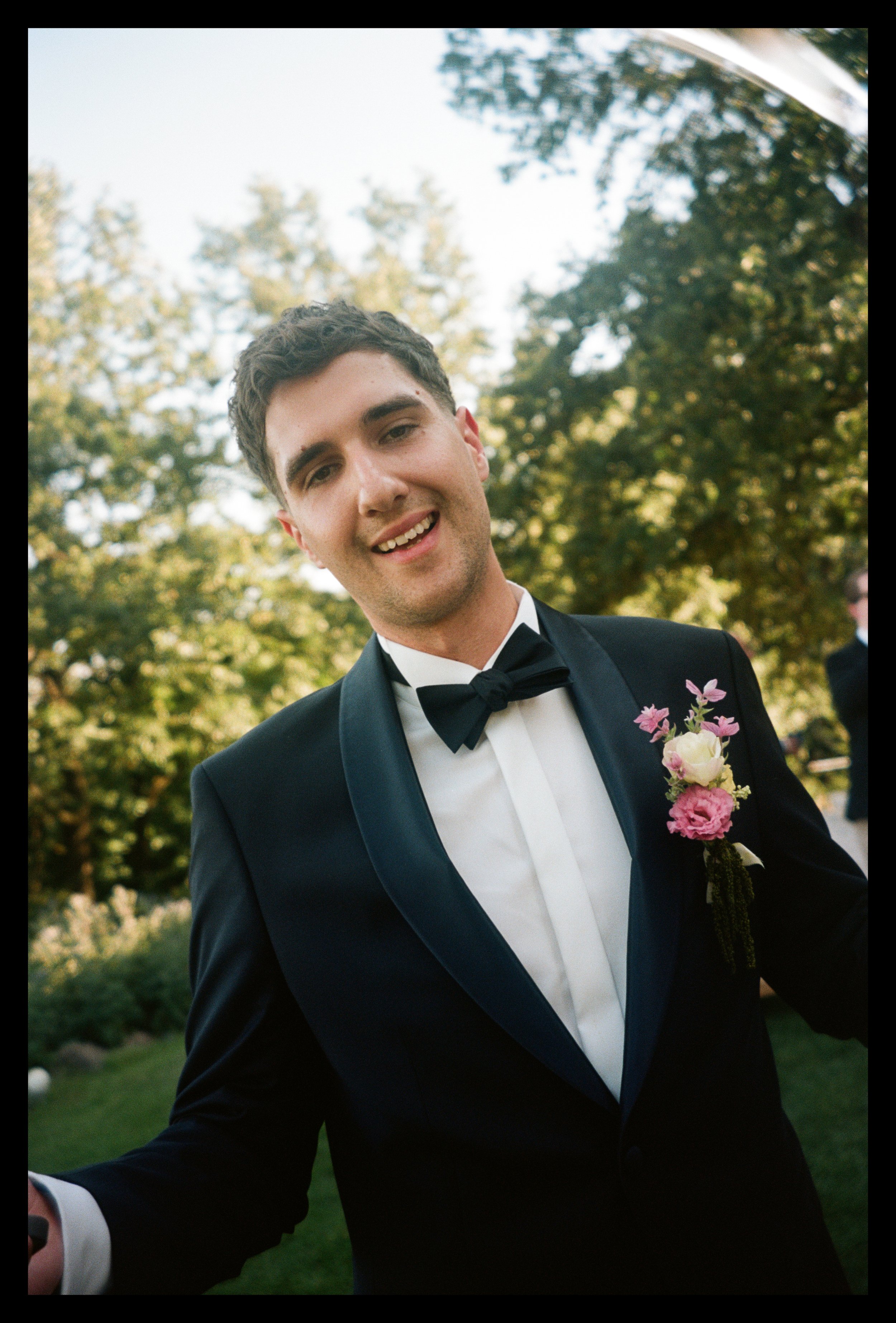 groom portrait.jpg