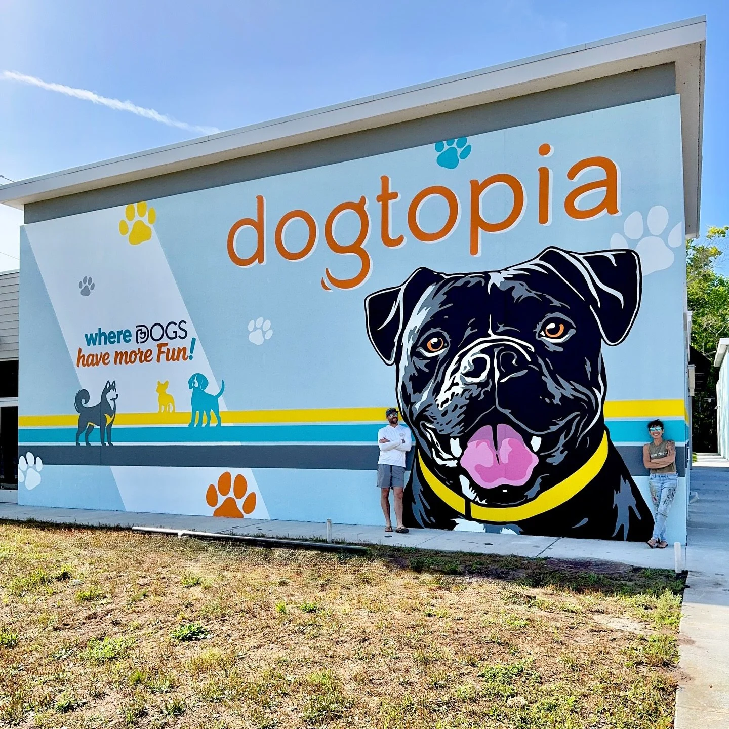 You can&rsquo;t miss this one!! 🧡🐾
Just finished this MASSIVE 70&rsquo; x 20&rsquo; wraparound mural for Dogtopia&rsquo;s newest St. Augustine location&mdash;and it&rsquo;s a showstopper!

Featuring a 15&rsquo; tall portrait of the owner&rsquo;s do