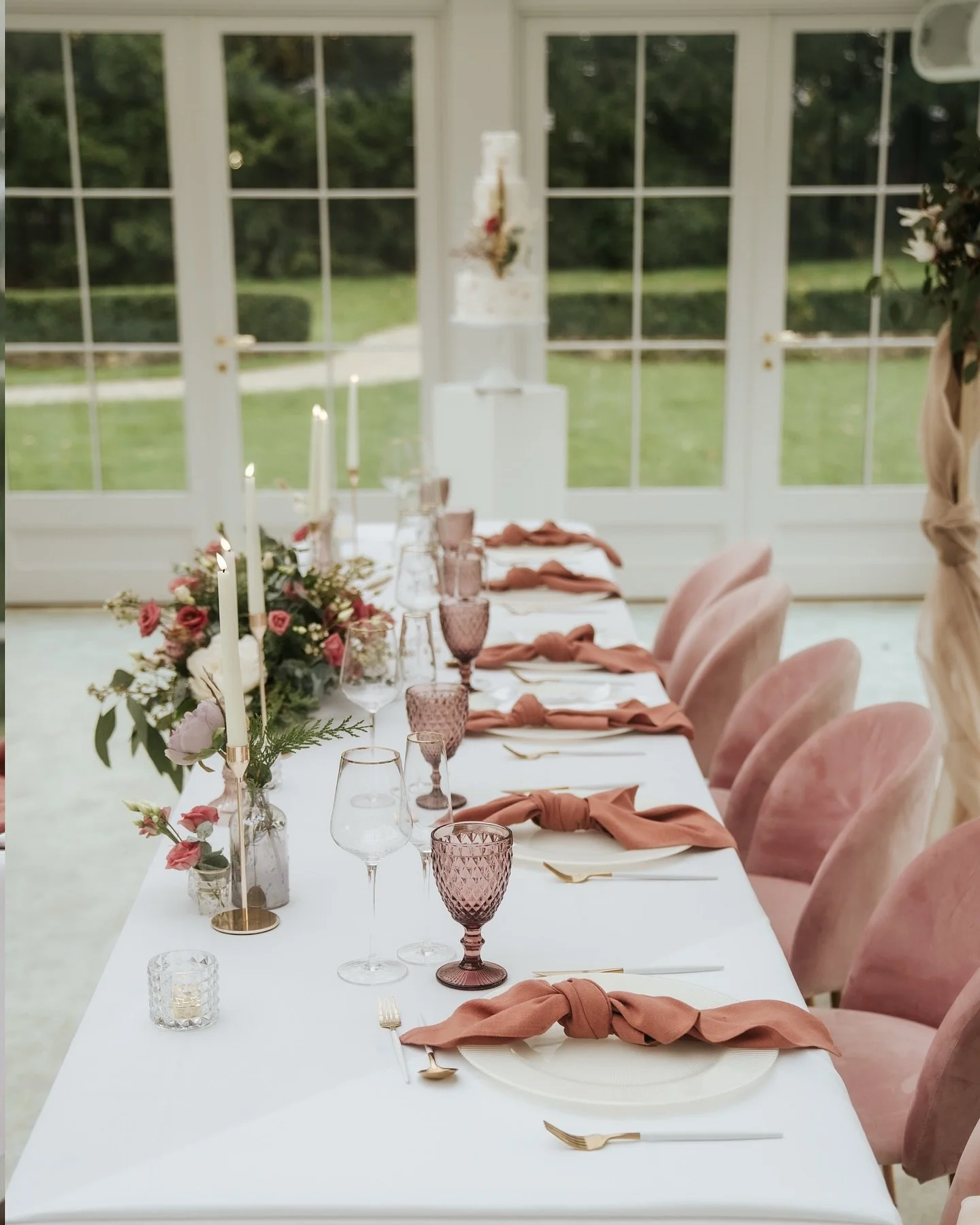 All the pinks…… It’s easy to get caught up in the planning, a hundred tiny details that feel like they’re all on your shoulders. But your wedding day shouldn’t feel like hard work it should feel effortless. And that&rs