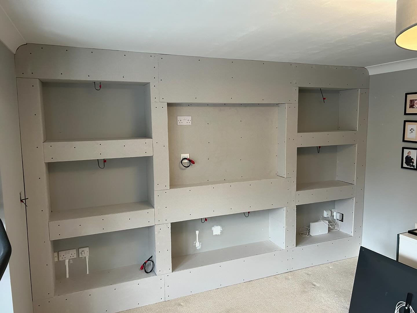 We finished building this Media Wall today in Loughborough which is now already to be plastered.

If you are looking for a Media Wall give us a call for a FREE quote.

Check us out at www.ultravision.info
Or call Pete on 07904 487 426

#mediawall #tv