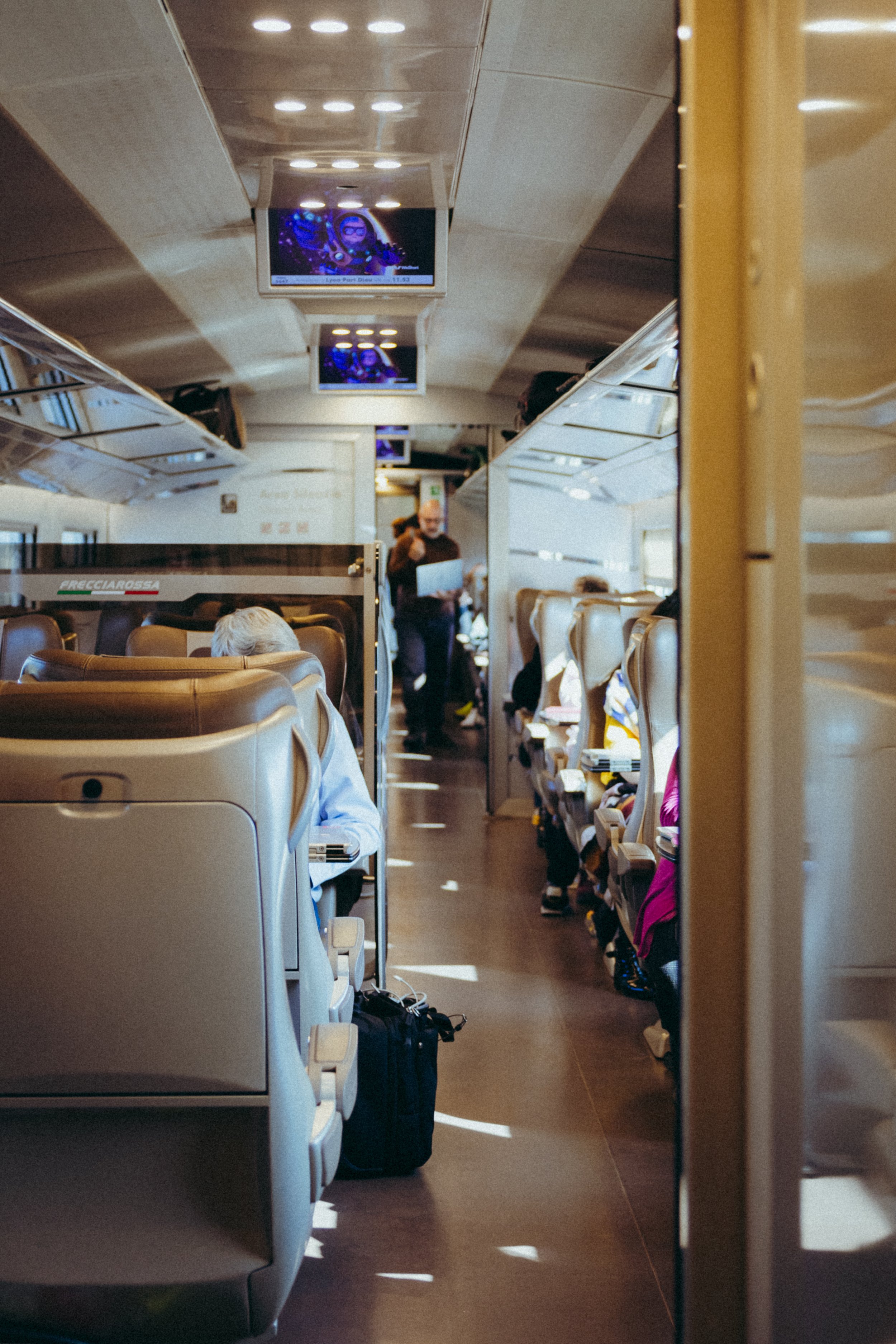 Trenitalia_V2_MP-7.jpg