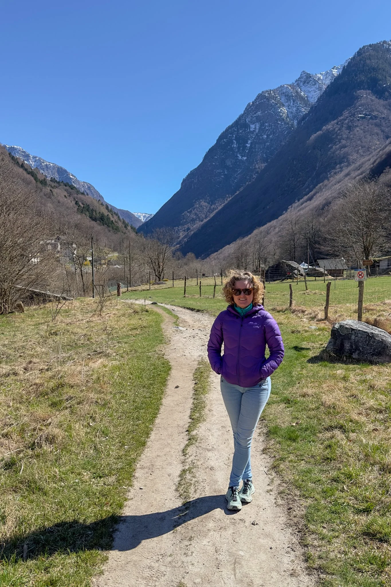 Hiking Verzasca Valley