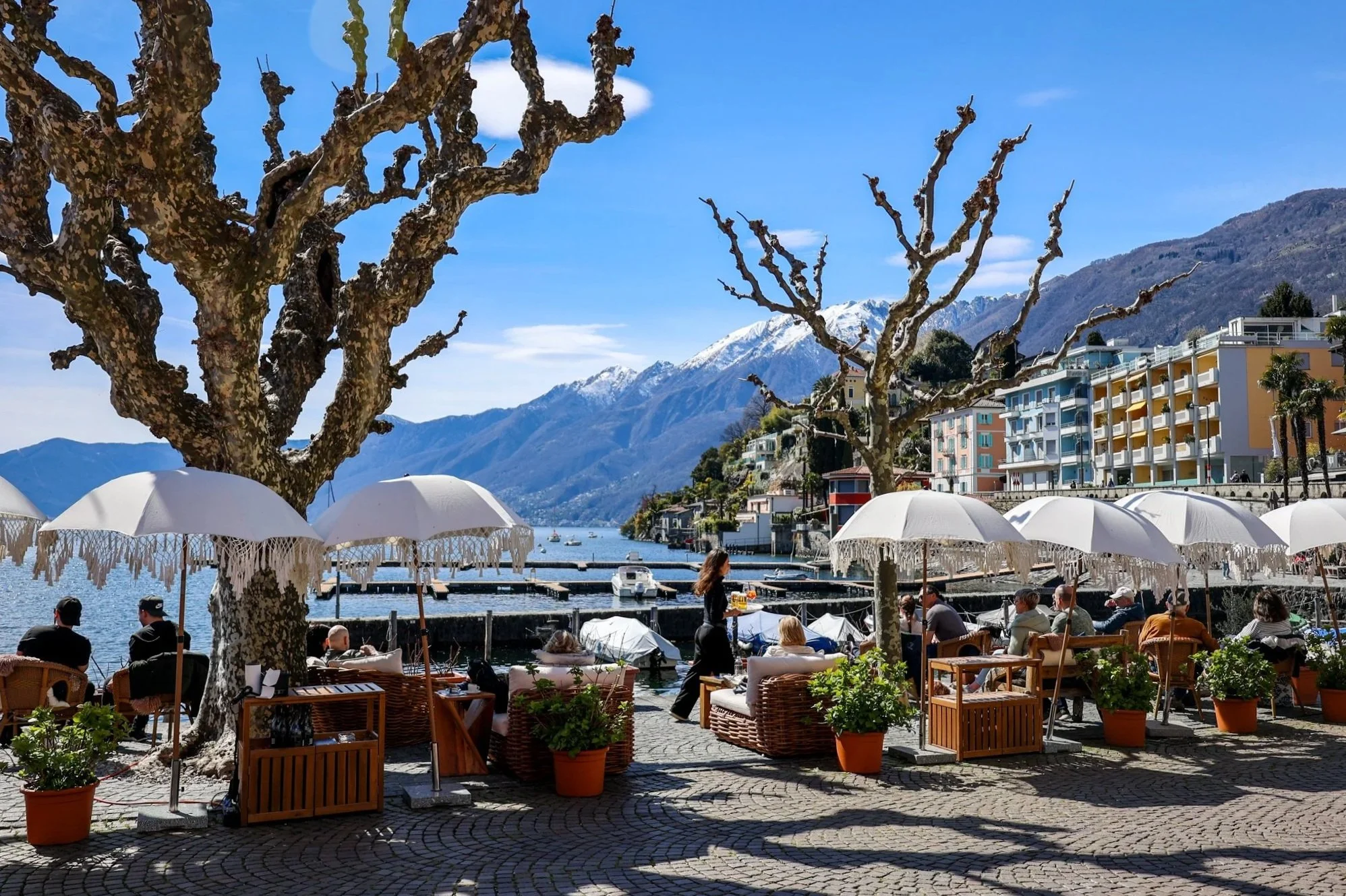lake maggiore switzerland