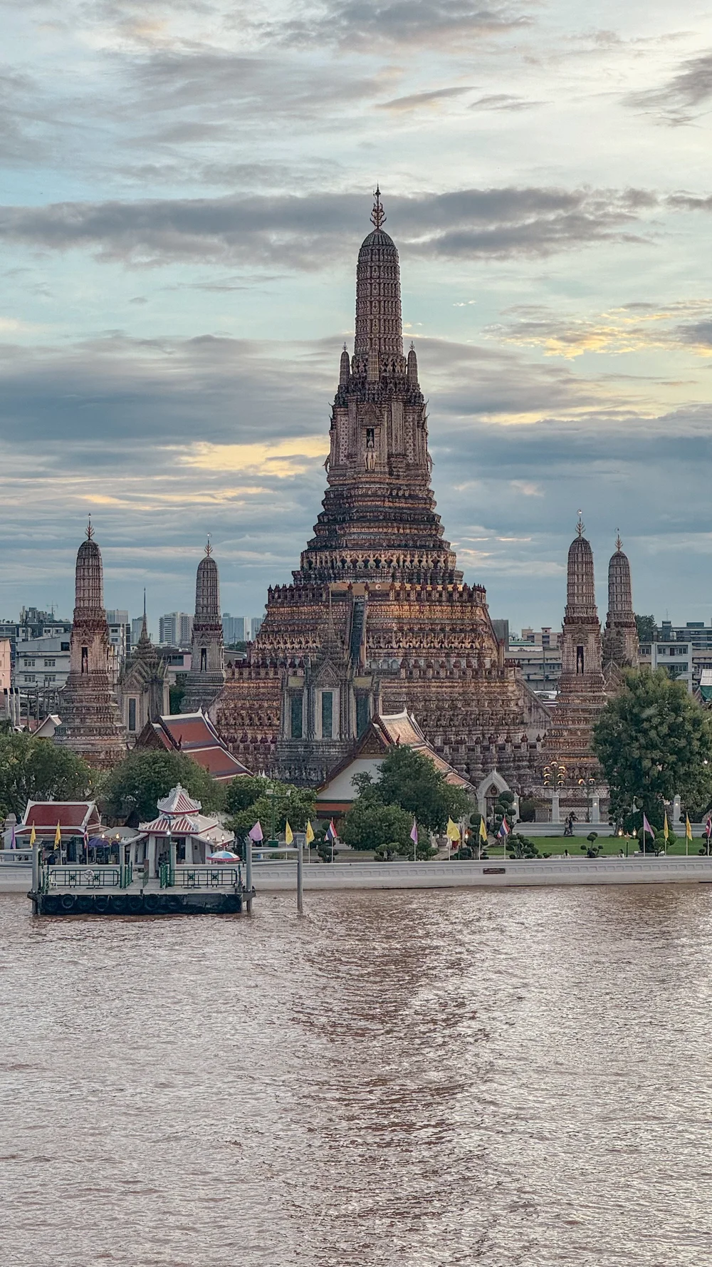 Bangkok, Wat Arun Ratchawararam Ratchawaramahawihan