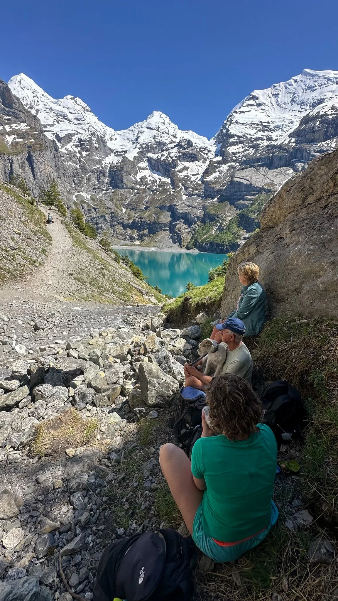 Oeschinensee panorama hike