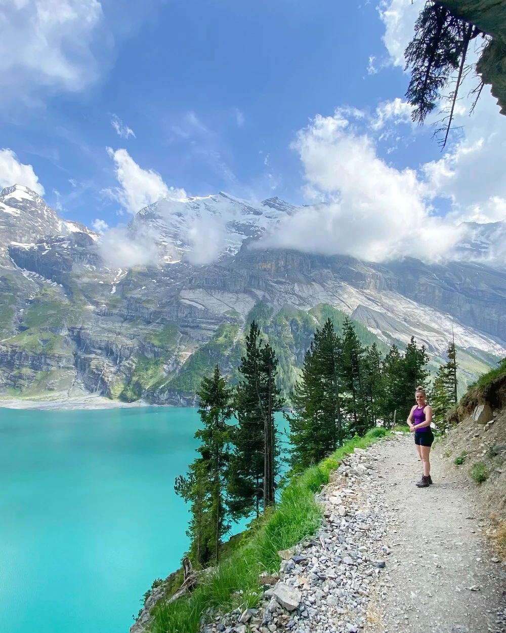 Oeschinensee panorama hike