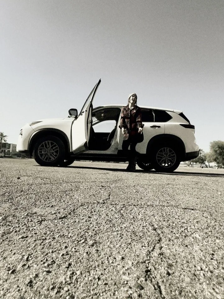 Things I am grateful for&hellip;(see carousel). I bend, I don&rsquo;t break. I dance in cool parking lots when I feel the beat. I love hard &amp; tenderly. I eat to nourish me. I give thanks to the land &amp; Mama Earth. I really crave to be whole &a