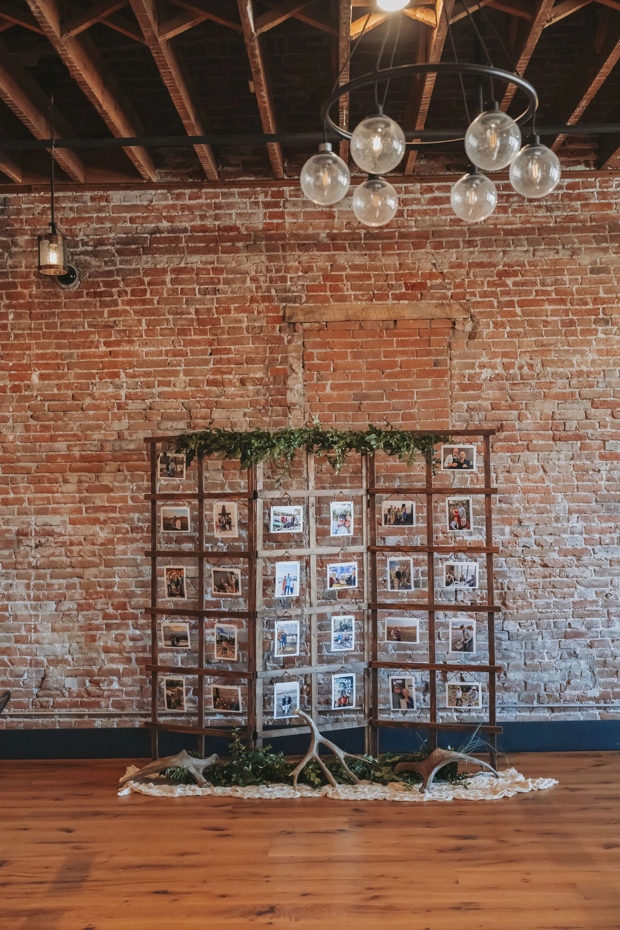 wedding photo trellis