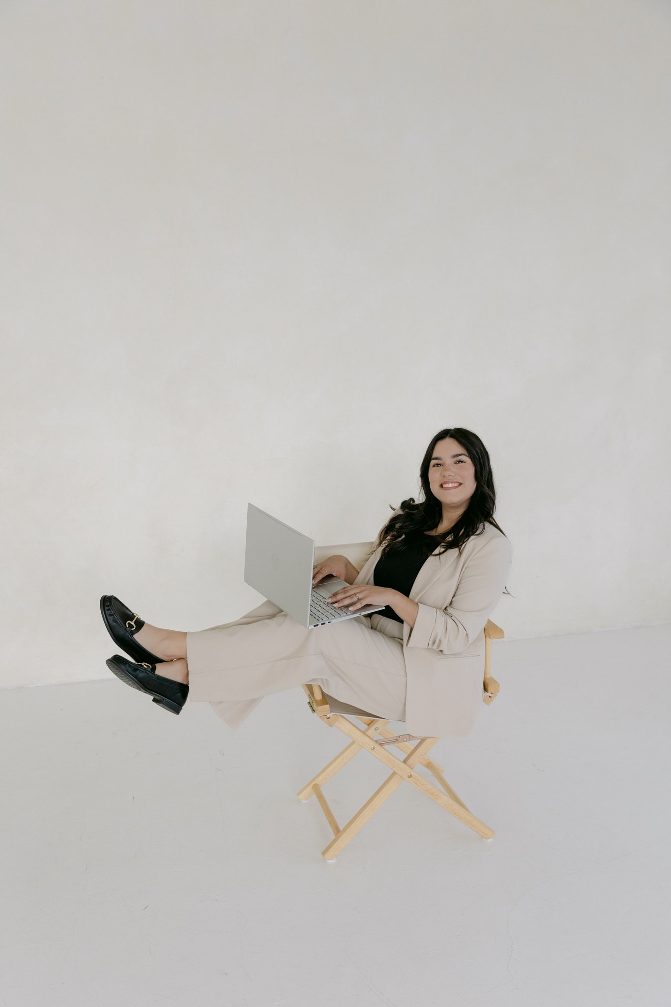 Monse from The Legacy Team working on mortgage and loan strategy for homebuyers