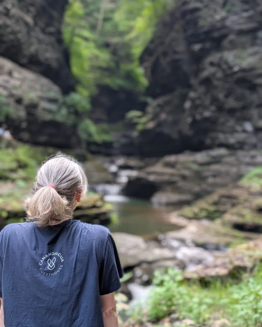 Taking in the beauty of the Gorge Trail at Watkins Glen State Park. Be ready for crowds if you visit on a weekend. After your hike, cool off with ice cream at @shtayburnefarmcreamery. They are a quick 11 minute drive away. 

@watkinsglenstateparkshop