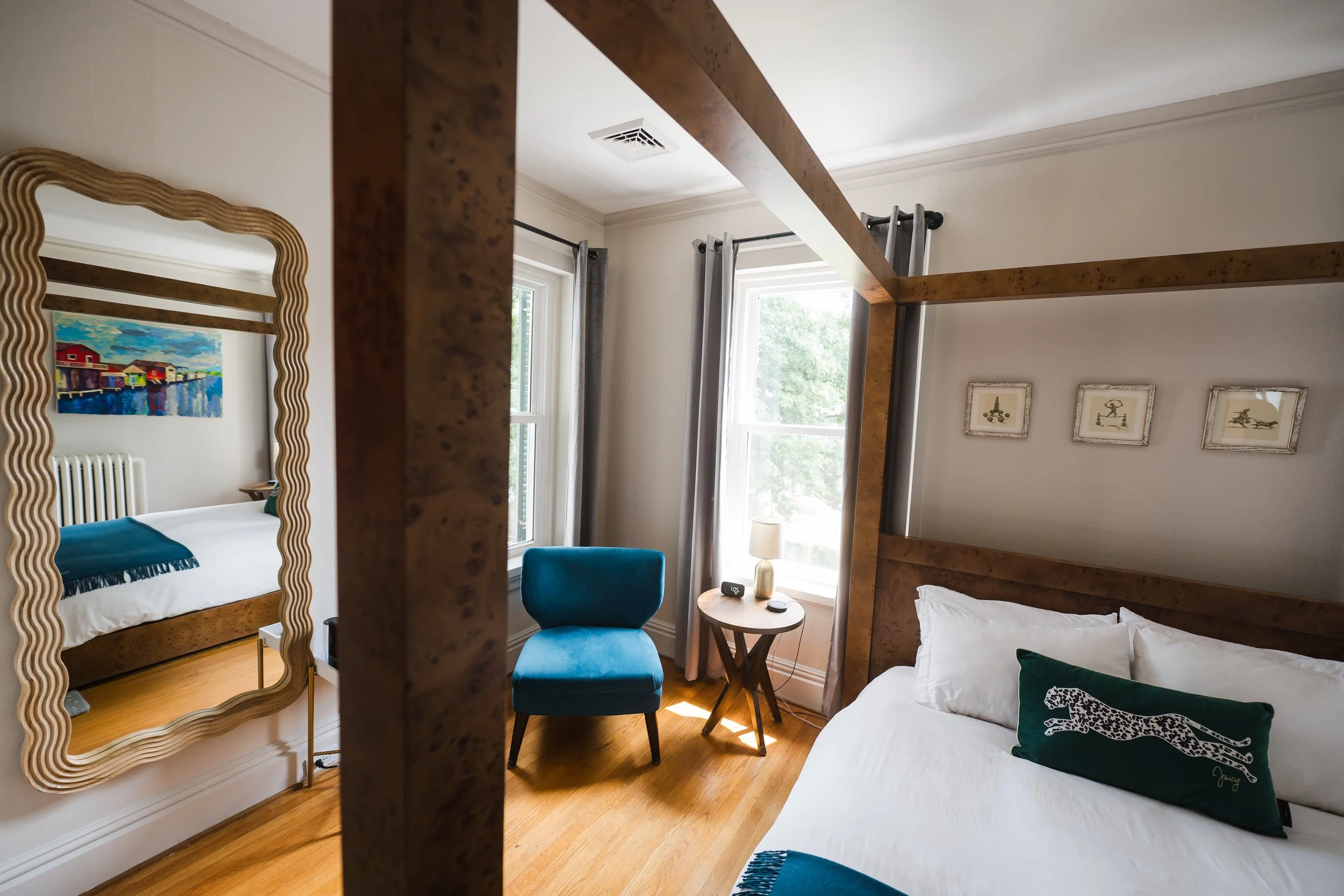 cheetah-room-mirror-view.jpg