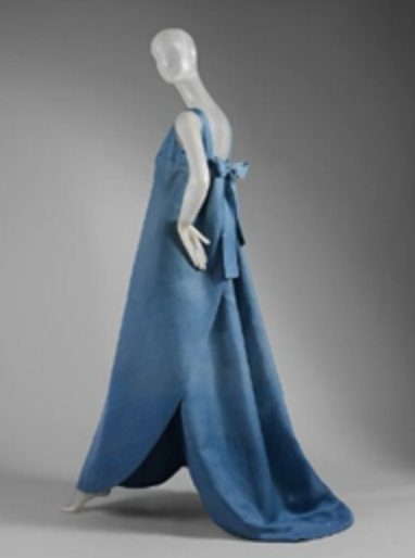 Balenciaga ‘Petale Dress’. Courtesy of Manuel Outumuro.