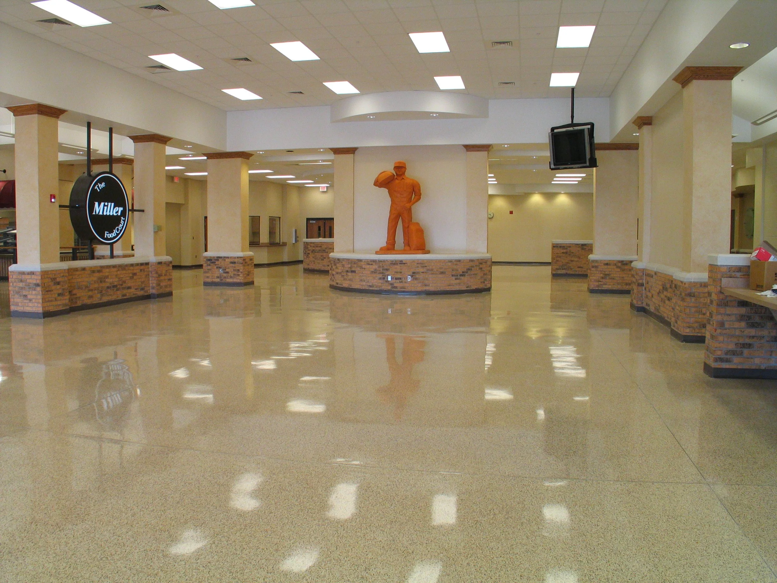 Yukon High School Cafeteria