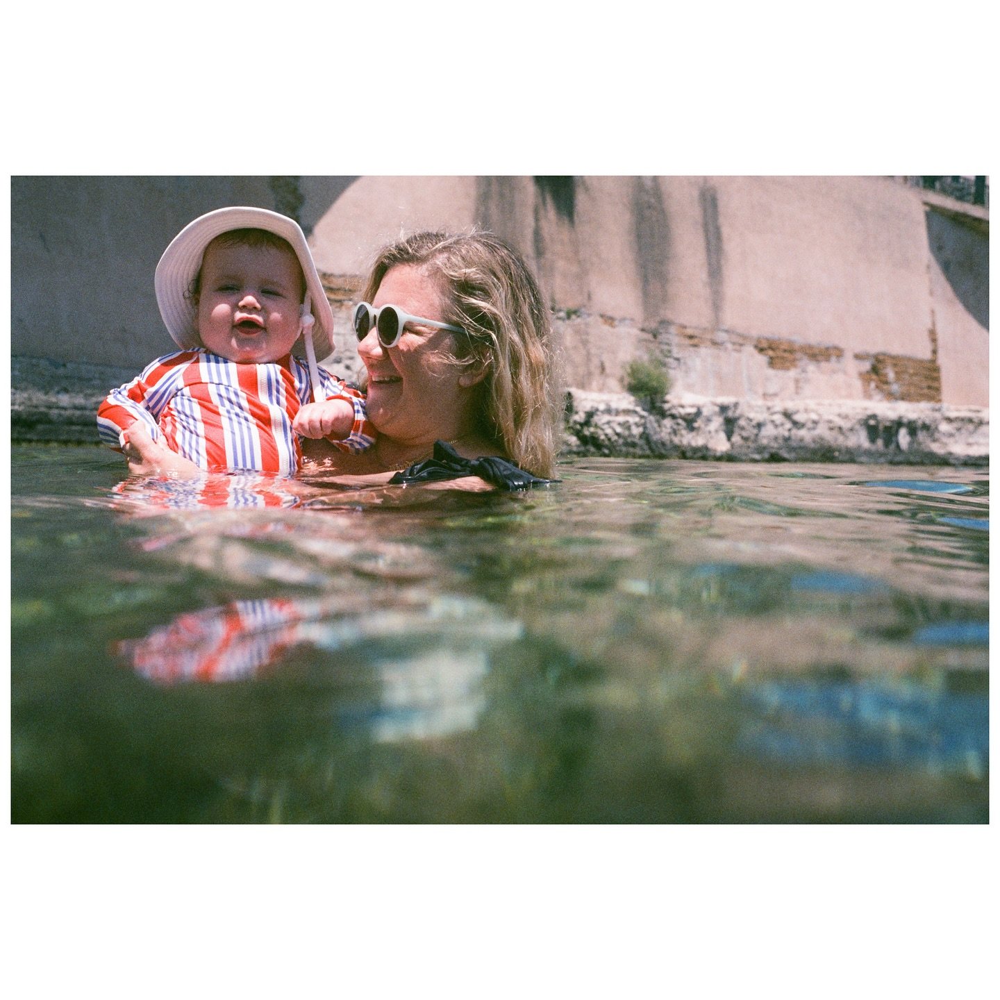 Alla fine ho sviluppato e montato un film dalla Sicilia!  #nikonosproject #nikonosV #waterphotography #35mm #filmphotography #fujifilm #fujisuperia400 #sicily #sicilia #ortigia