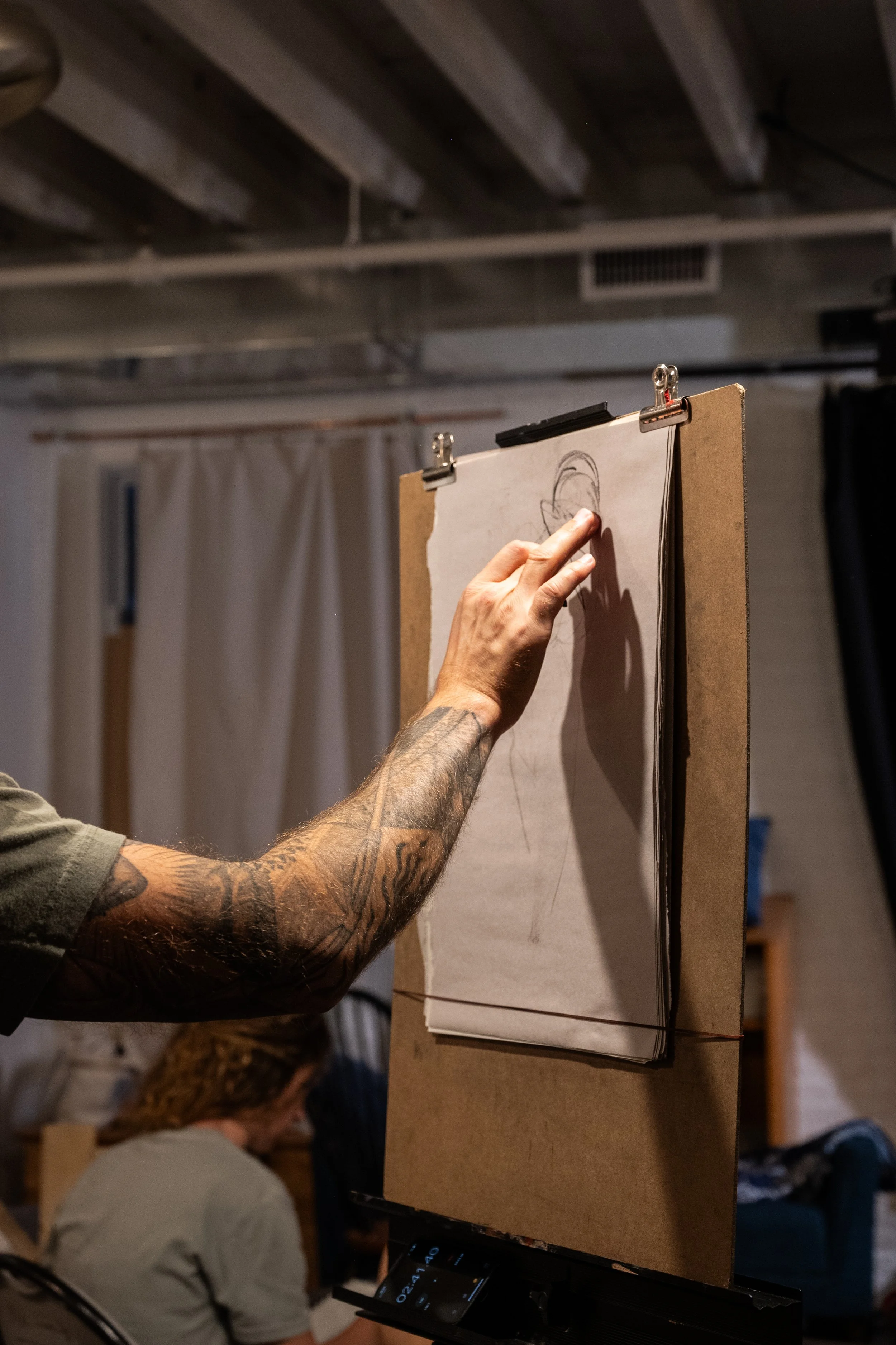 Free costumed figure drawing
