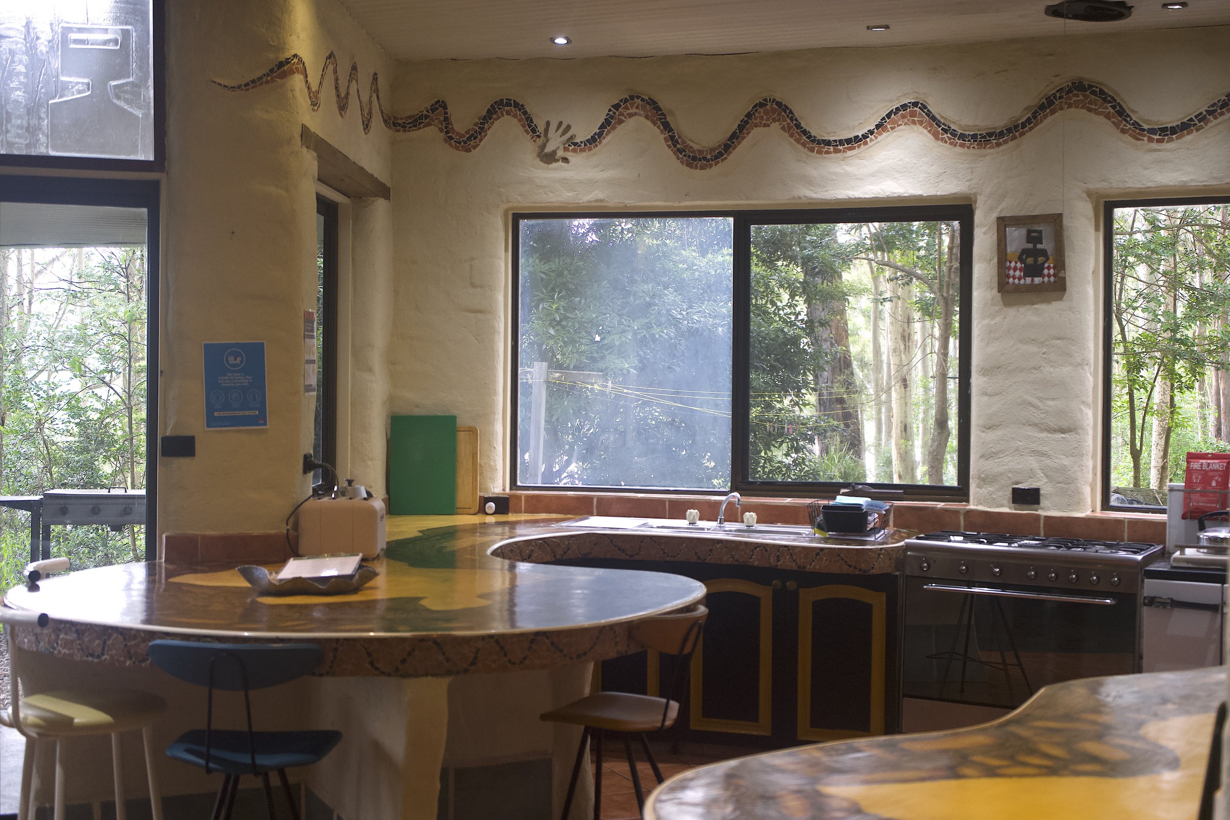 round house kitchen.jpg