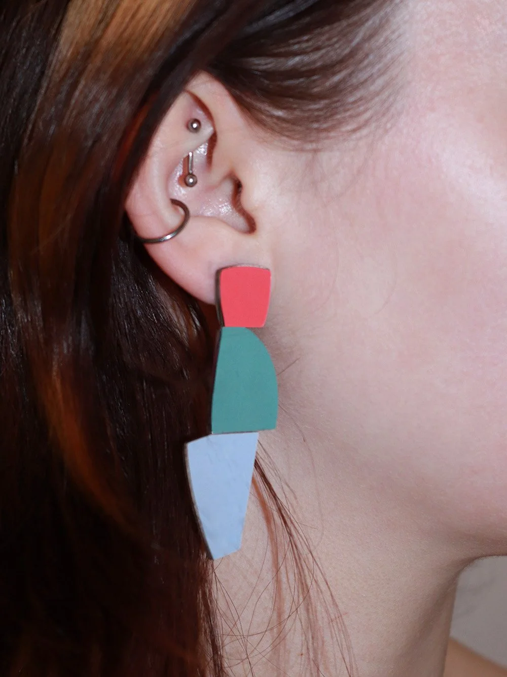 Rodost-stacked-formica-wood-statement-earrings-maluda-model.jpg