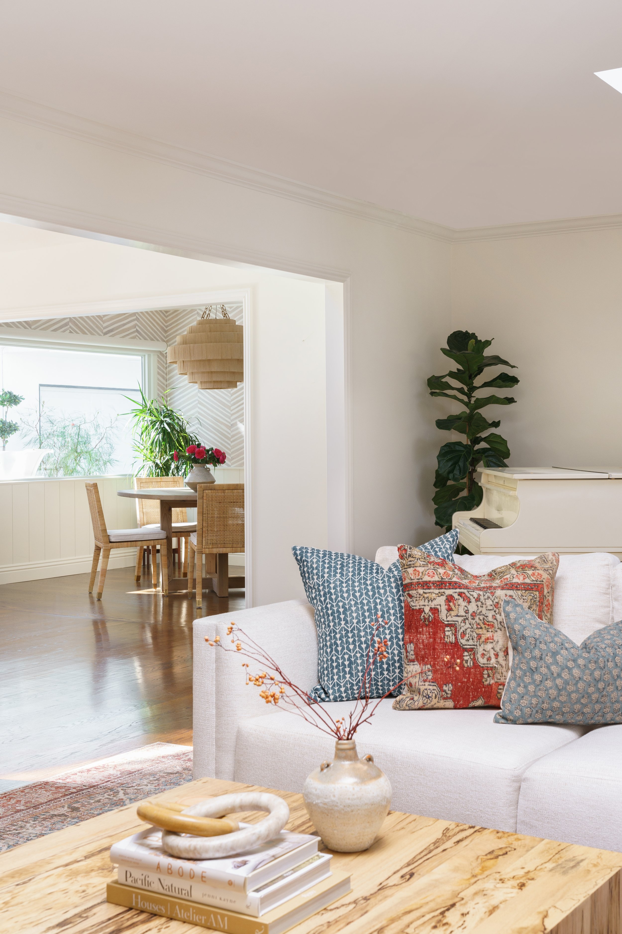 HamsaHome_Encino_1.11-18.jpg