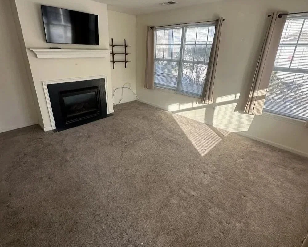 Clean living room after PurgePros estate cleanout
