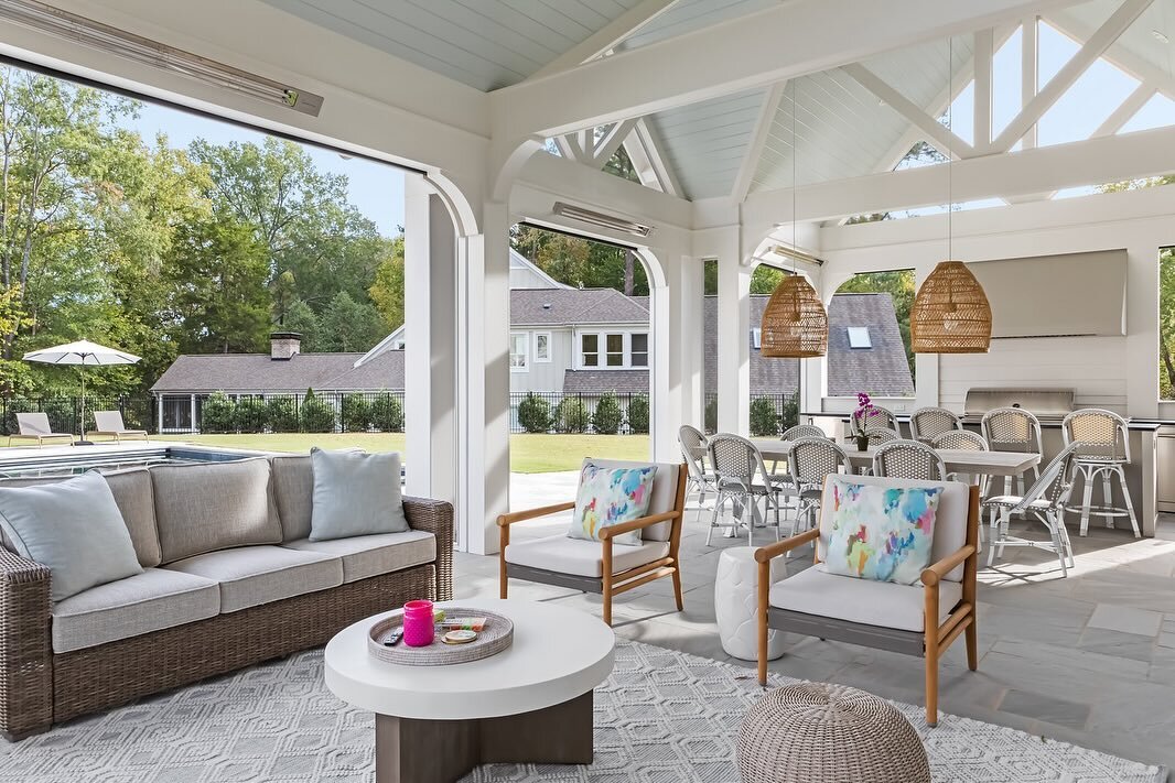 We&rsquo;re hoping for warmer weather! What about you? This pool house addition is the ultimate recipe for endless poolside parties and unforgettable memories with friends and family this spring and summer.

Swipe to see a before &amp; after of this 