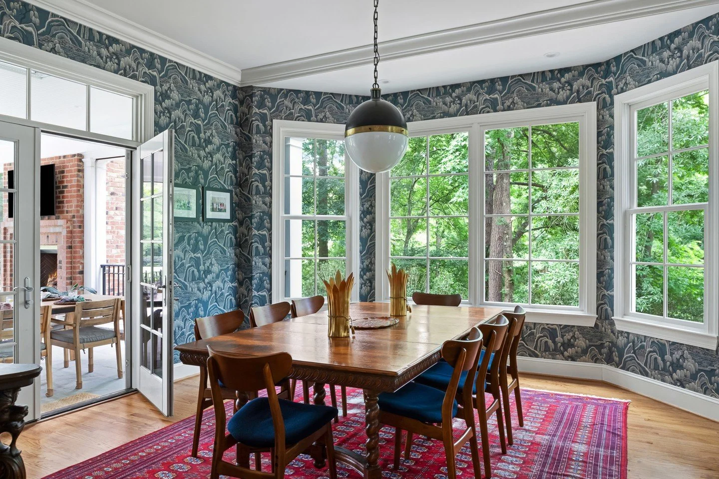 At WJBC, we take pride in building not just houses, but places where life unfolds, personalities are displayed, and memories are made.

Designed for a family with two young kids, the dinner table is where the day comes together. This home was designe