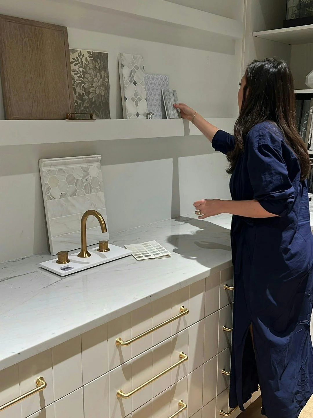 Cabinet finishes. Tile selections. Plumbing fixtures. Hardware details. Each element carefully reviewed by our designers and curated in one collaborative space in-office.

Having design under the same roof as construction allows us to streamline comm
