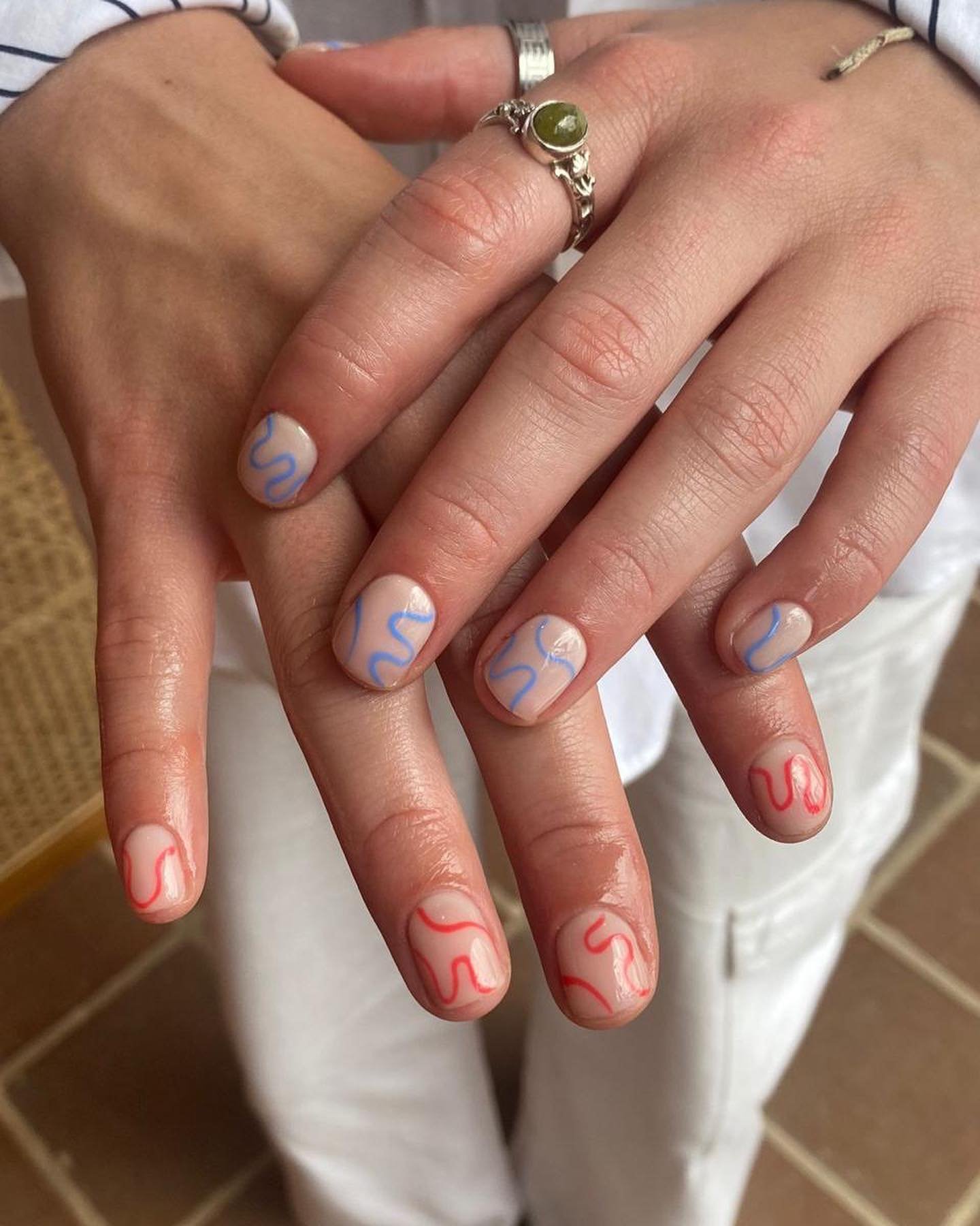 When your favorite Pinterest Inspiration becomes reality ✨ 

BIAB manicure with red &amp; blue nail art 💅🏼

#rosiesnailbar #balisalon #canggu #echobeach #biab #nailinsipration #manicure #bali