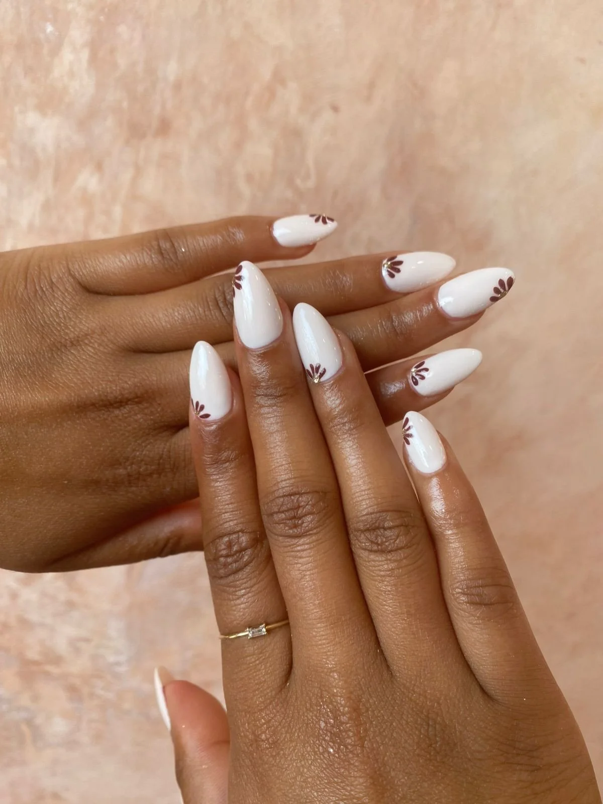 New nails, new energy 

Sharp shape, perfect finish, zero effort look.

Just how it should be.

#nailincanggu #nailinlembongan #nailart #extension #biab