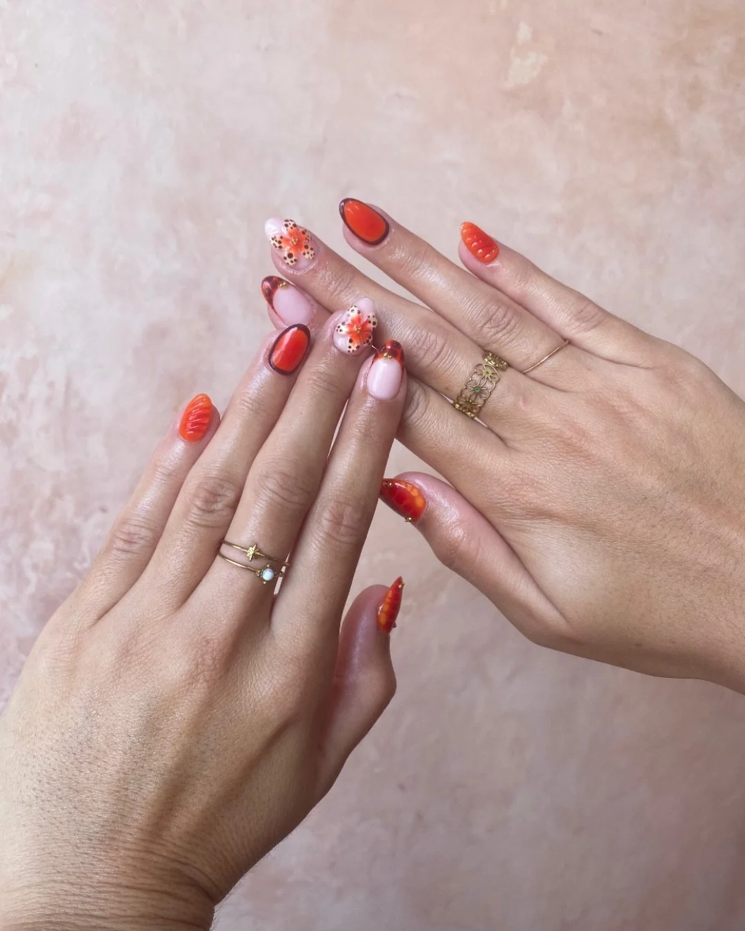A little selection of nail sets made with love ✨

Which one is your favorite? 

#biabgel #gelbottlebiab #balinails #canggusalon #lembongansalon