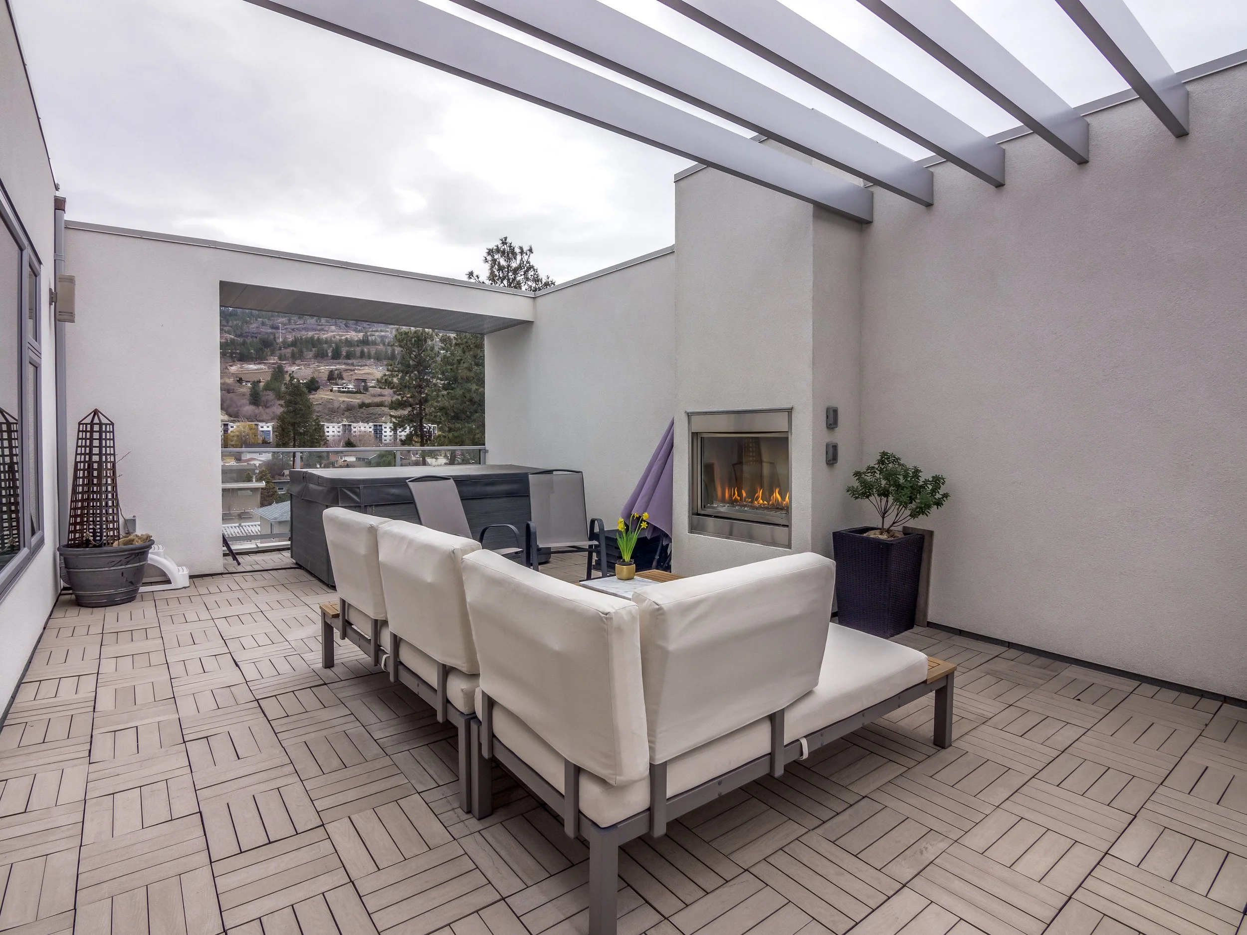 OPEN HOUSE, 103-222 Lee Ave, Penticton