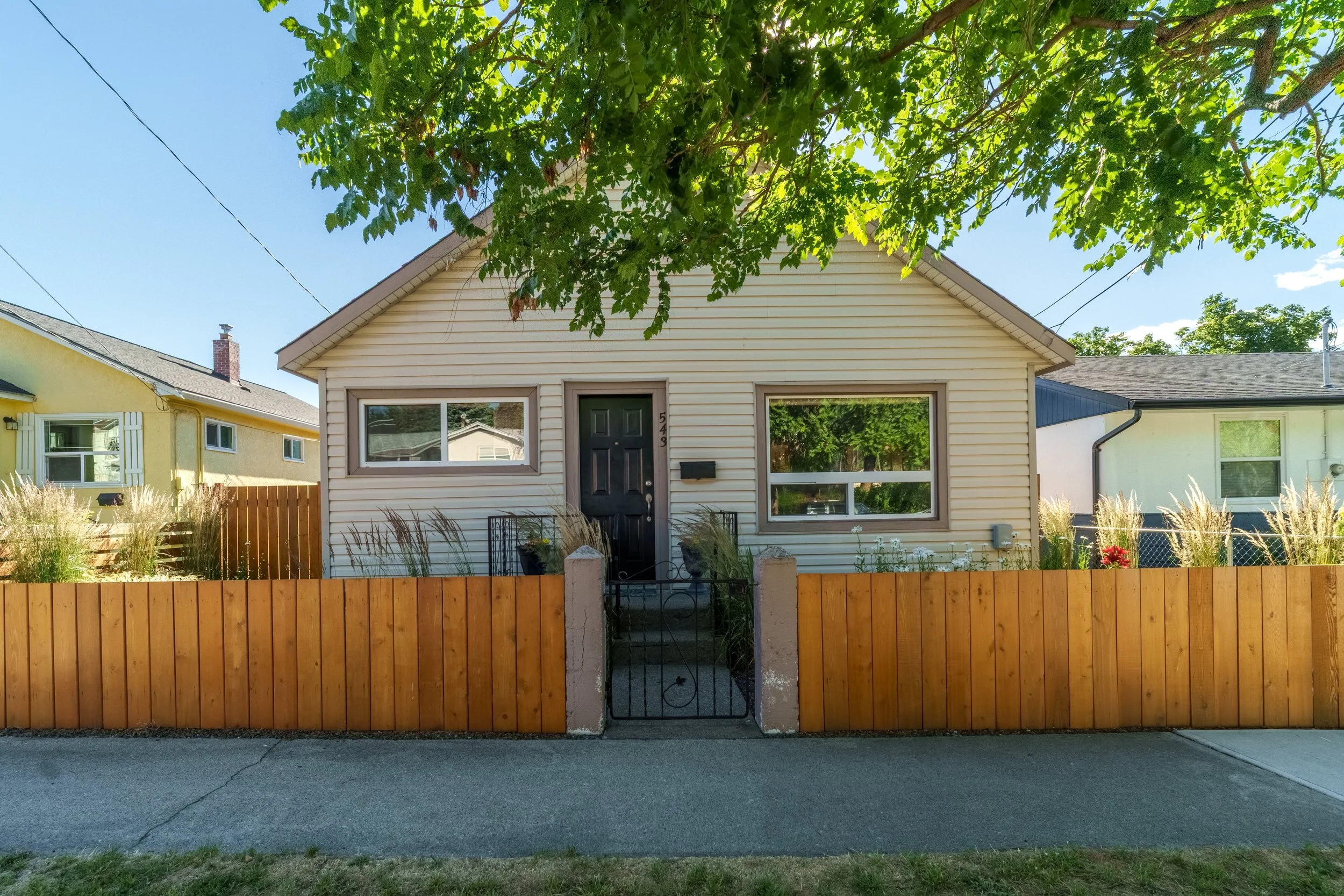 OPEN HOUSE, 543 BURNS STREET