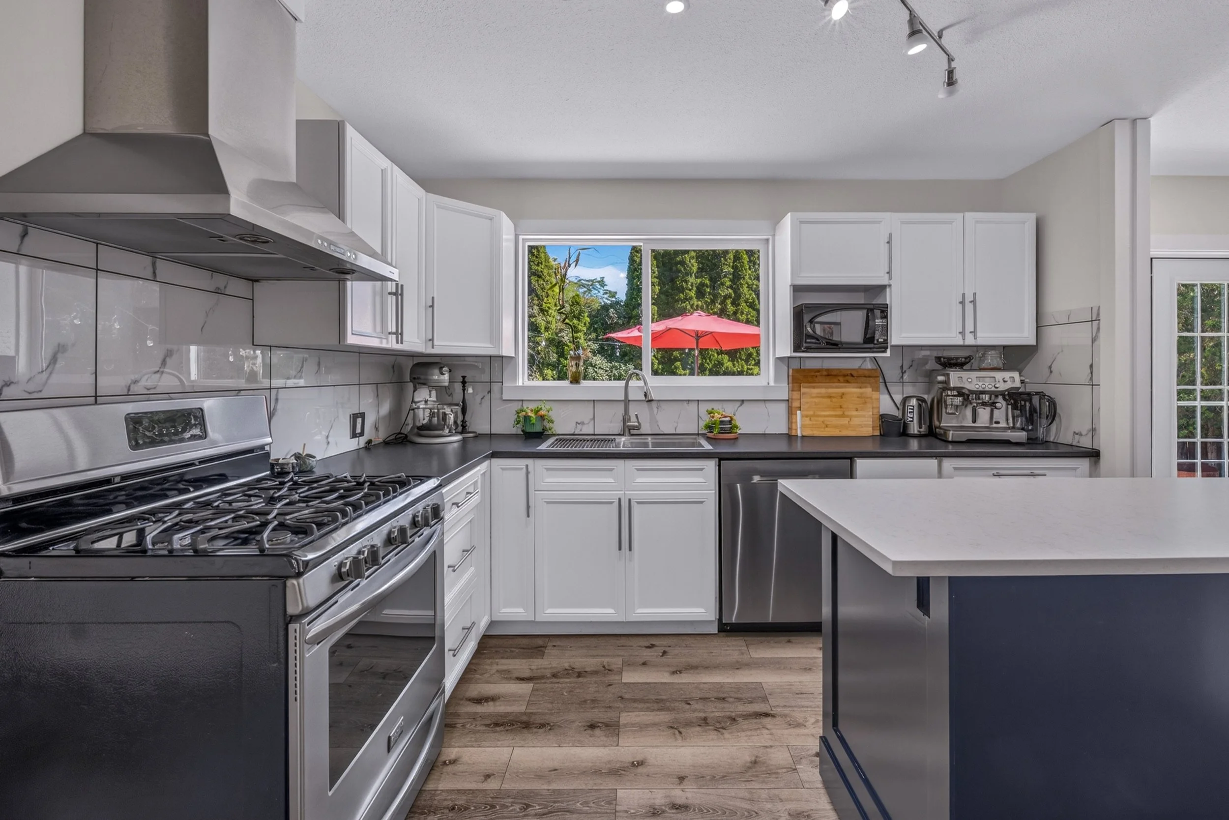 008-DSC04703.jpg